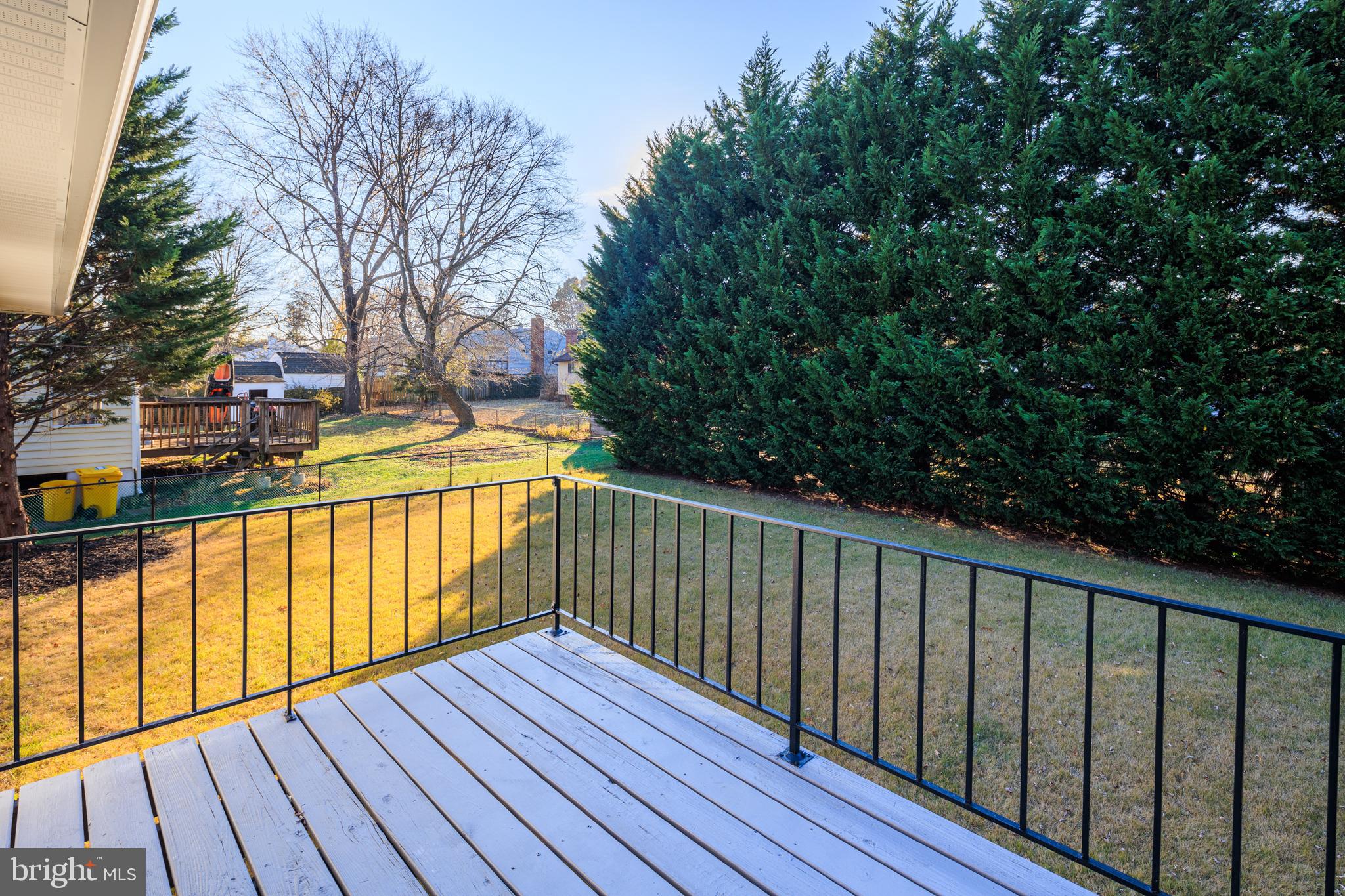 THE HIGHLANDS - Residential