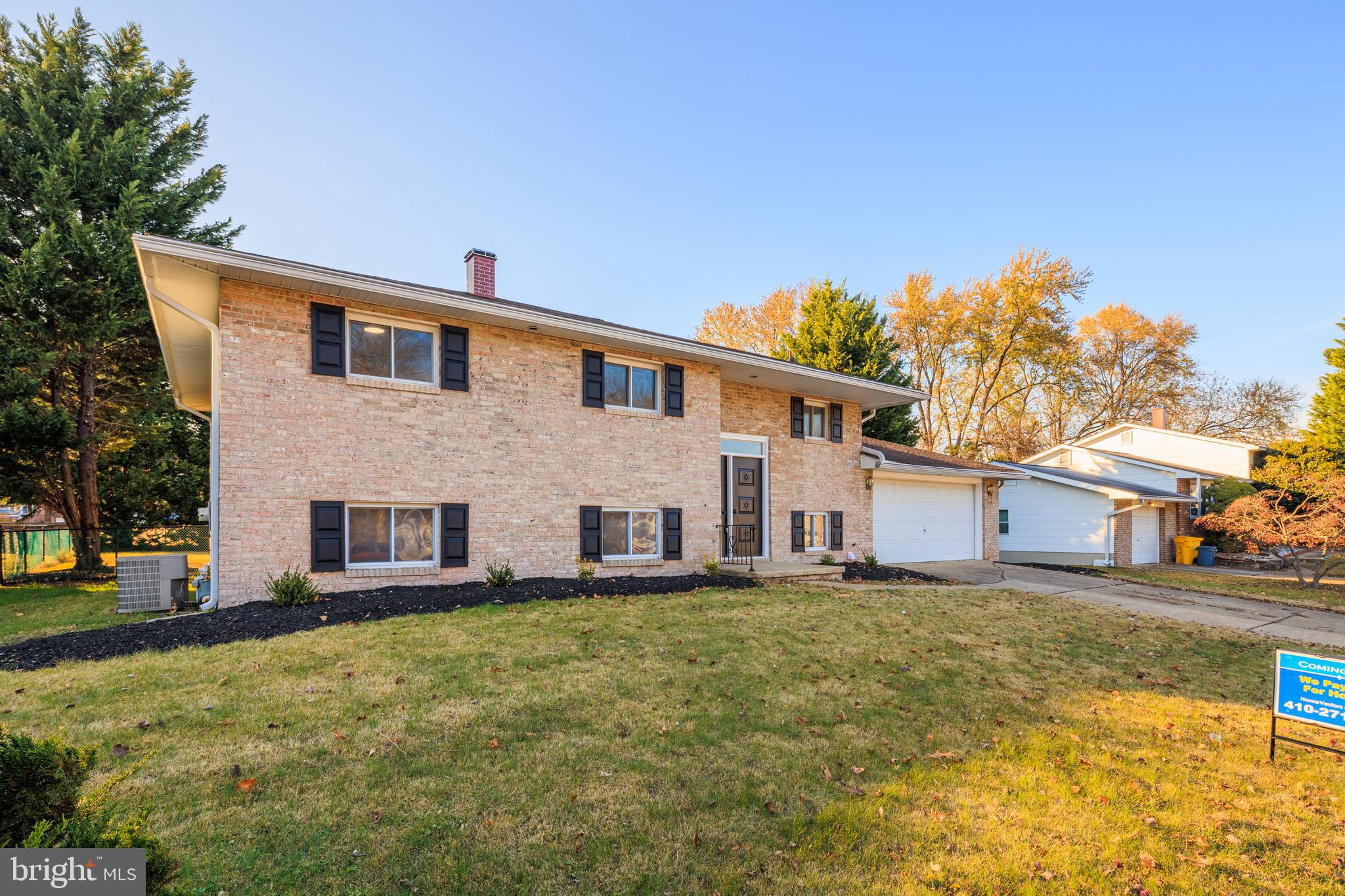 THE HIGHLANDS - Residential