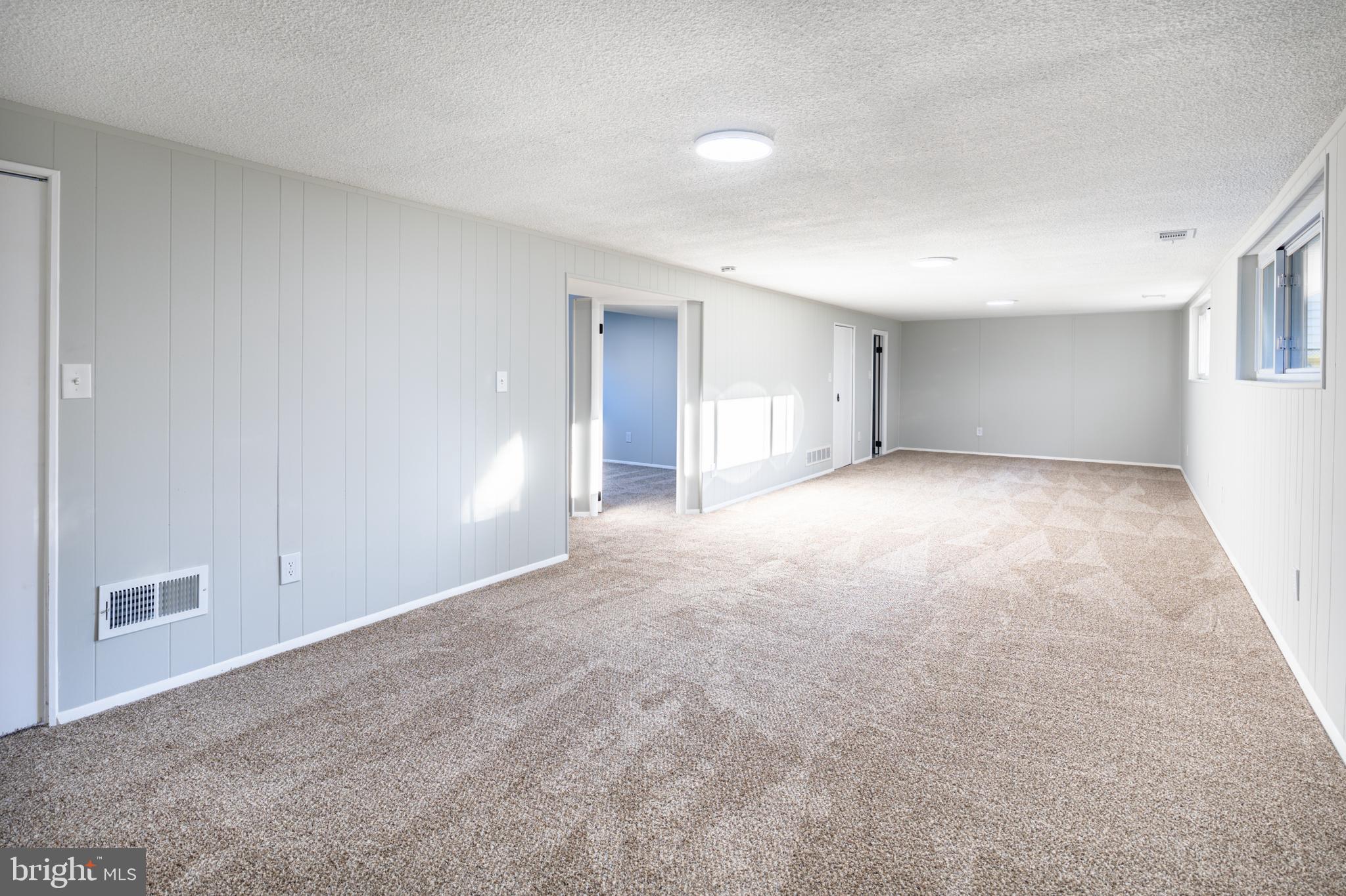 THE HIGHLANDS - Residential