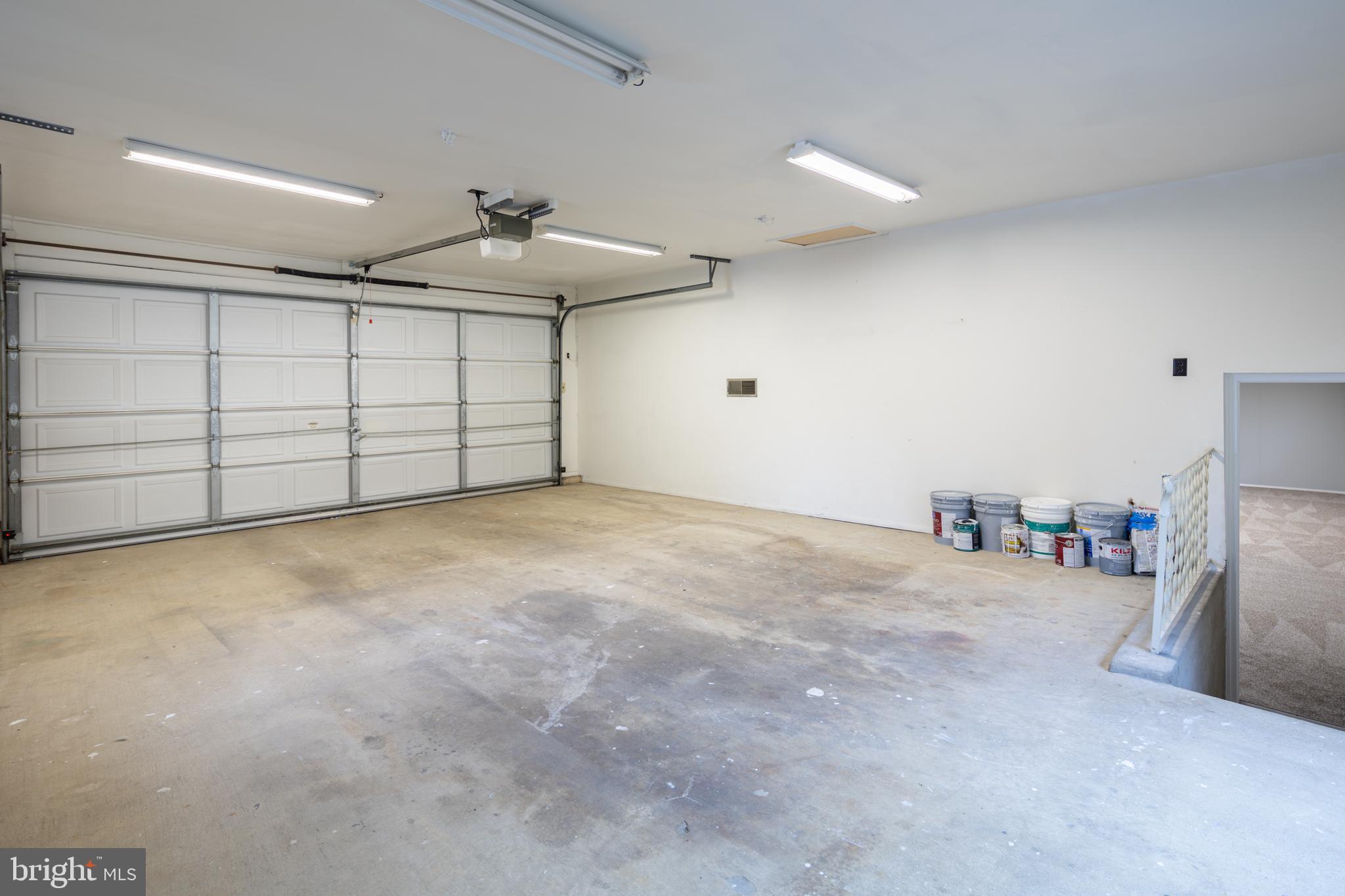 THE HIGHLANDS - Residential