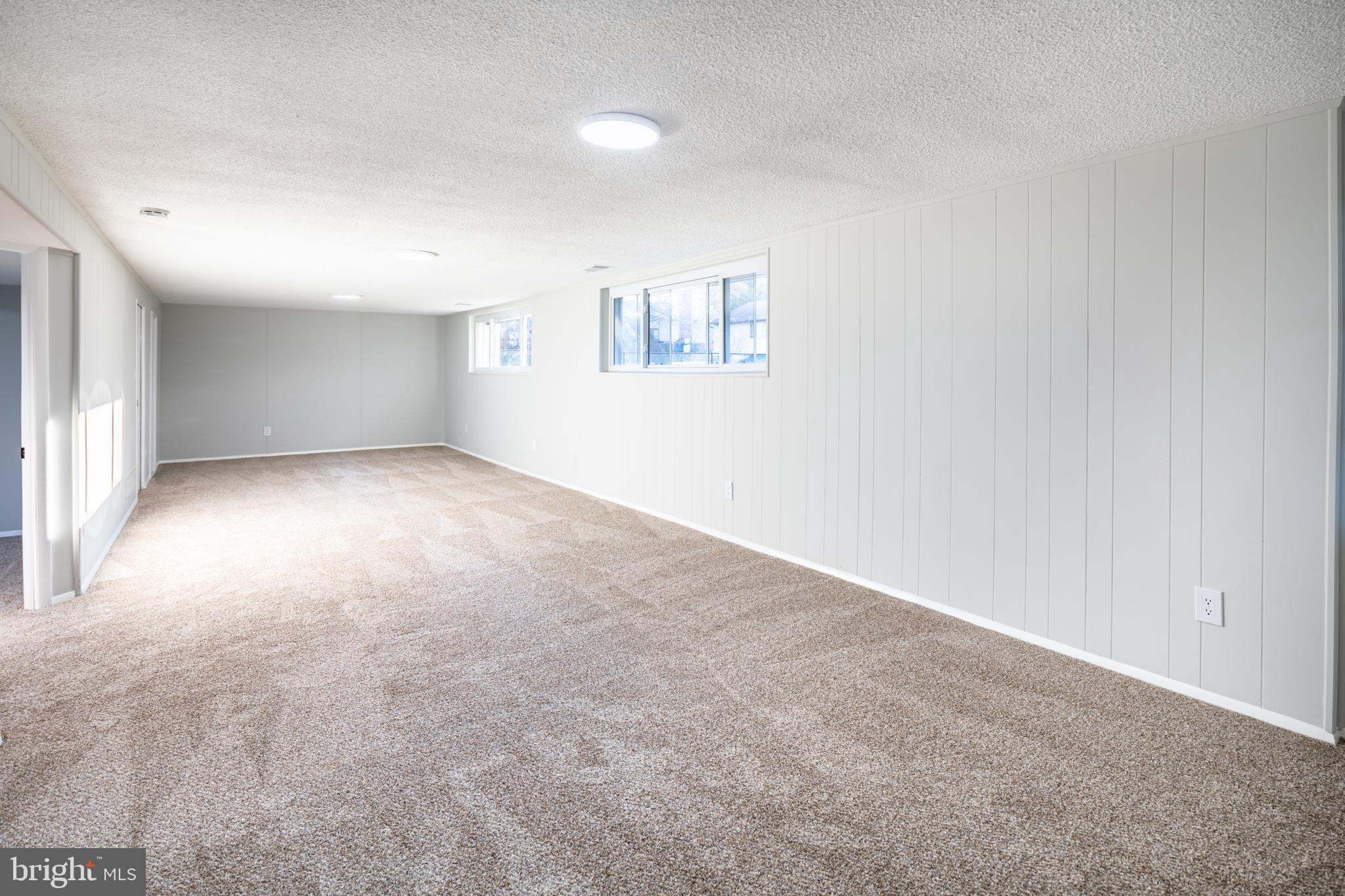 THE HIGHLANDS - Residential