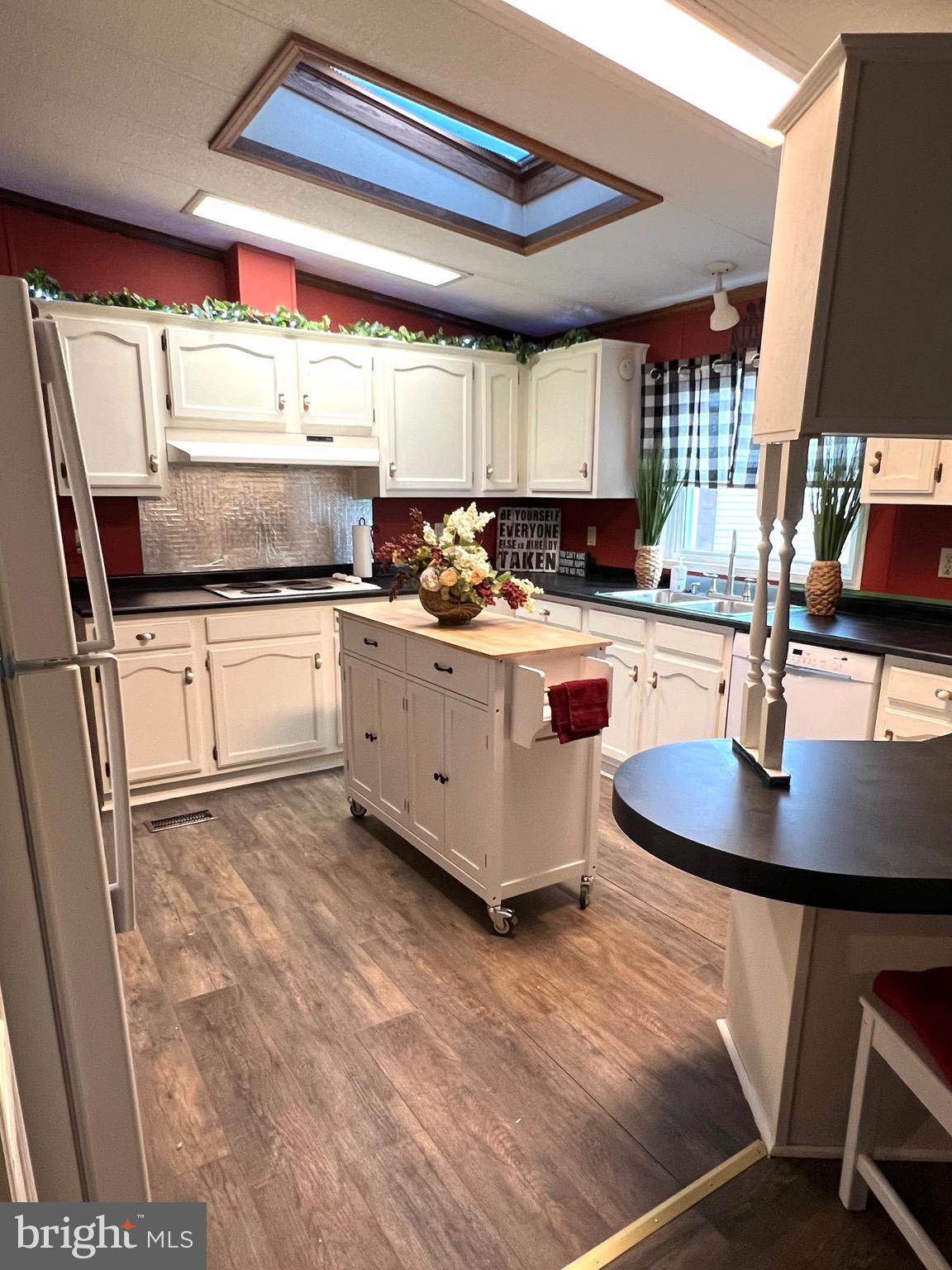 RED HILL ESTS - Residential