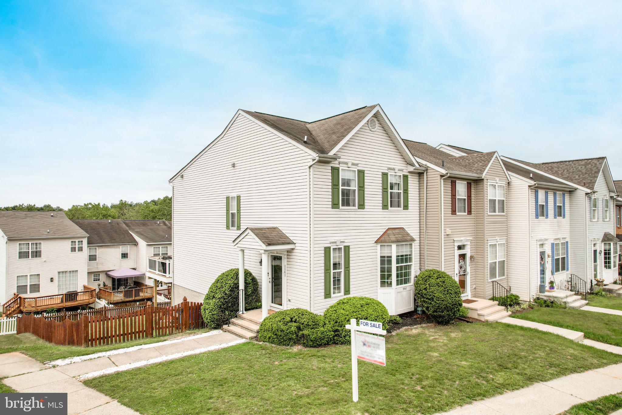 1141 SHORTLEAF CIRCLE