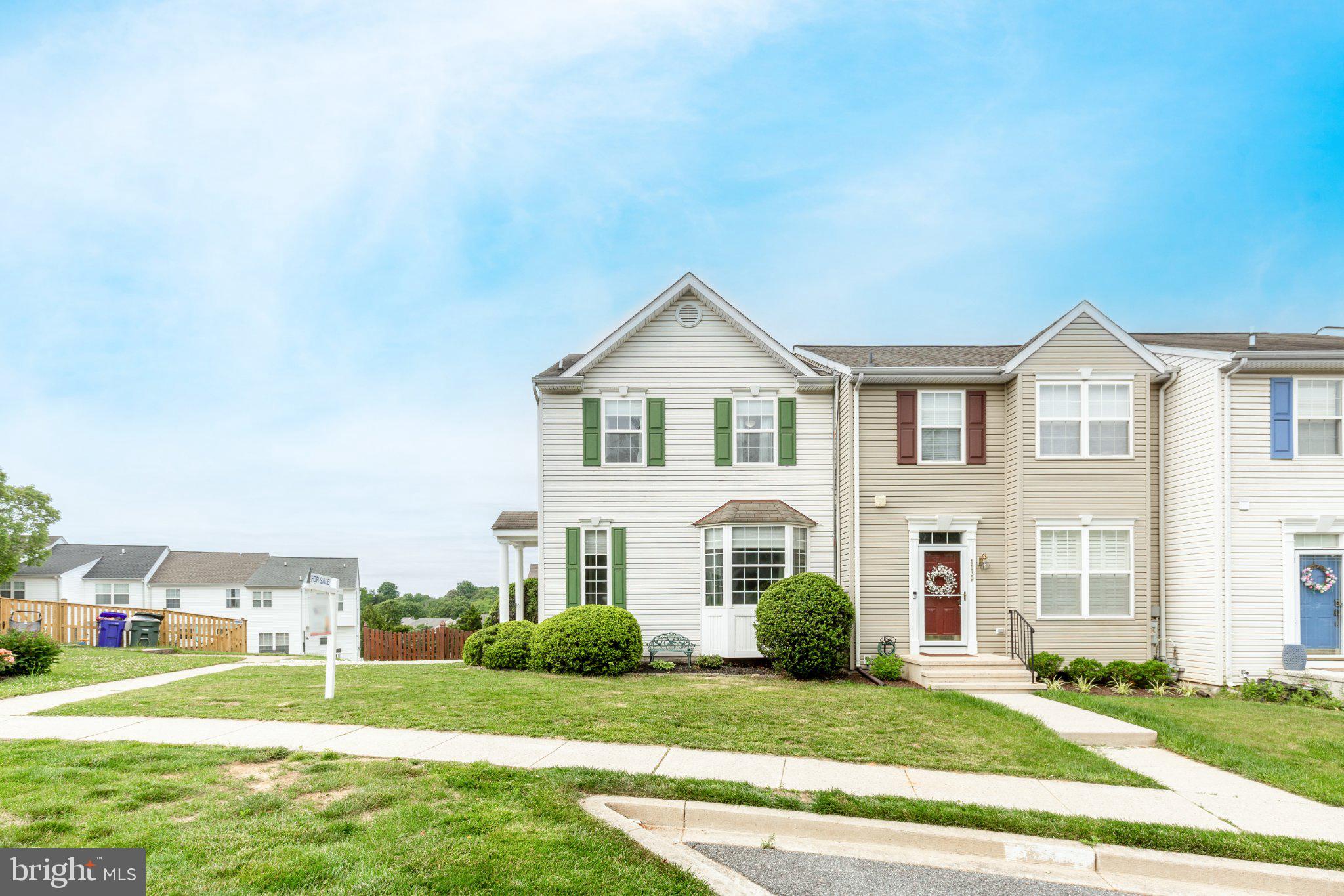 1141 SHORTLEAF CIRCLE