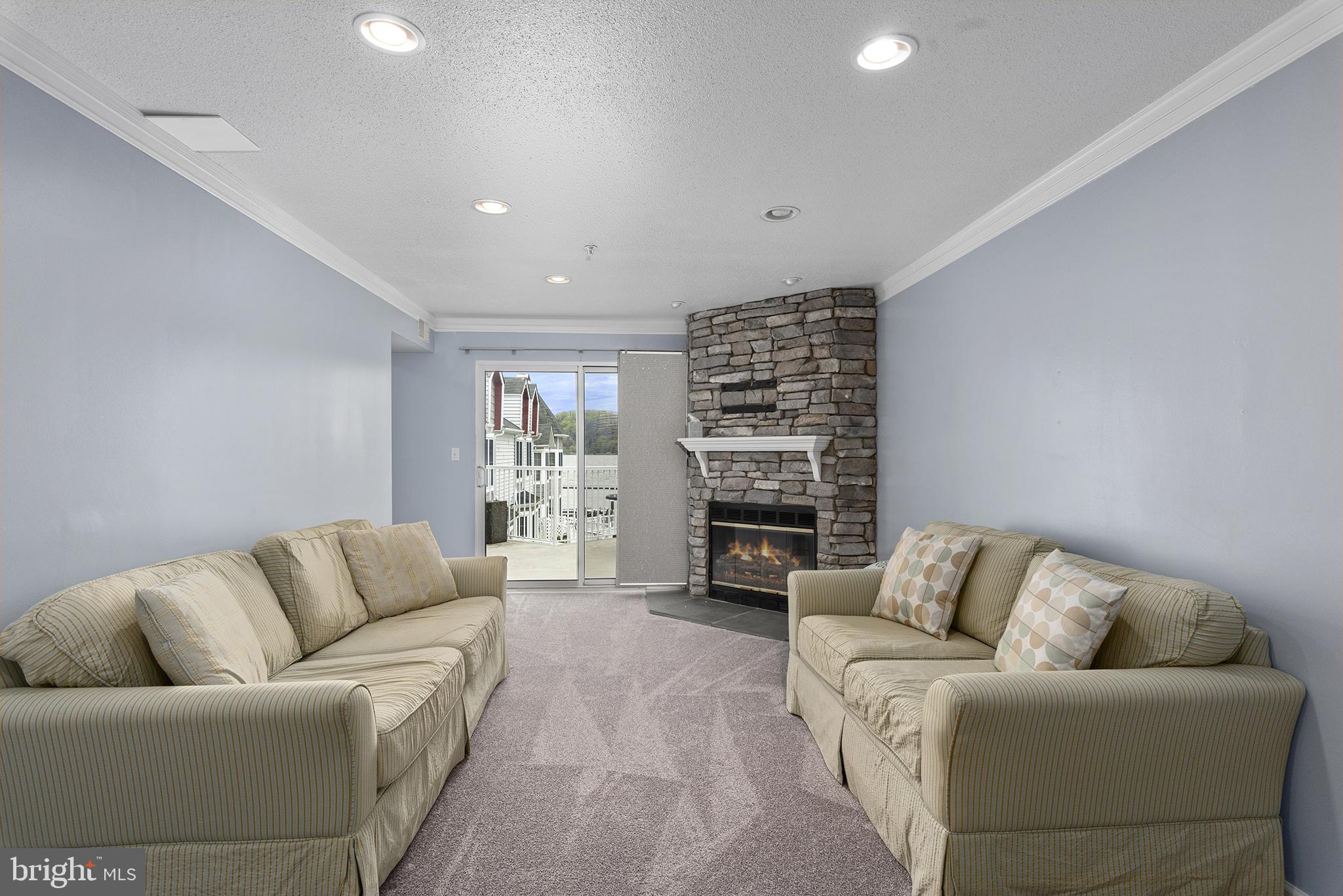 322 ROWLAND DRIVE