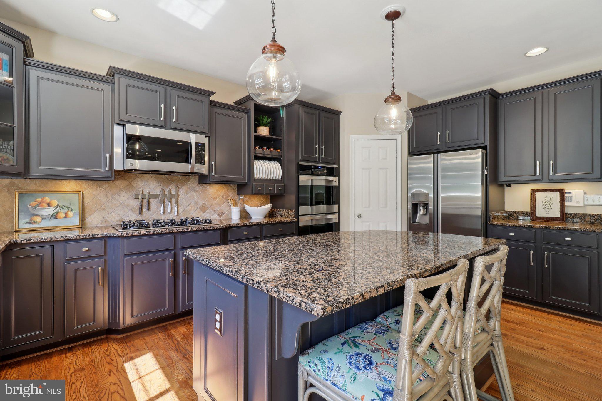 AUSTIN RIDGE - Residential