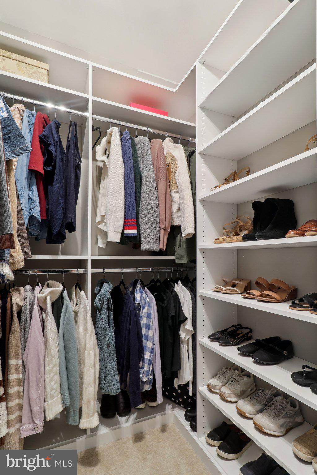 AUSTIN RIDGE - Residential