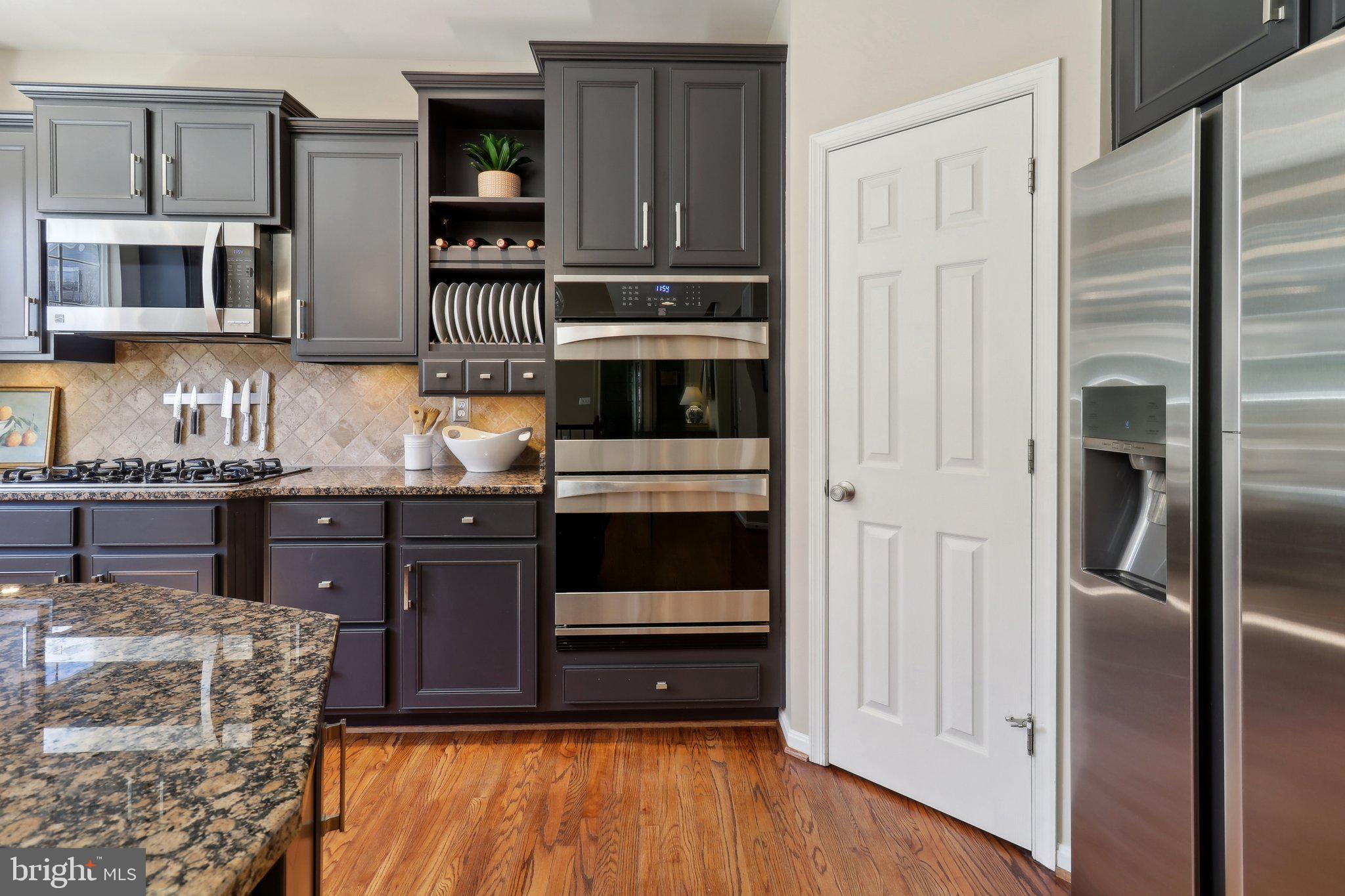 AUSTIN RIDGE - Residential