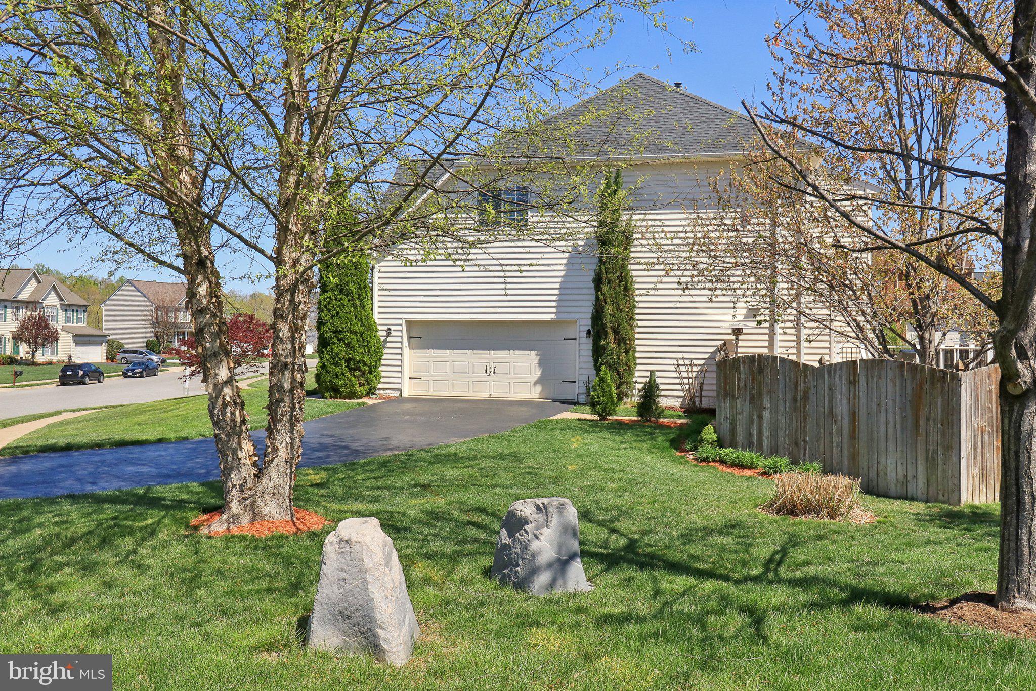 AUSTIN RIDGE - Residential