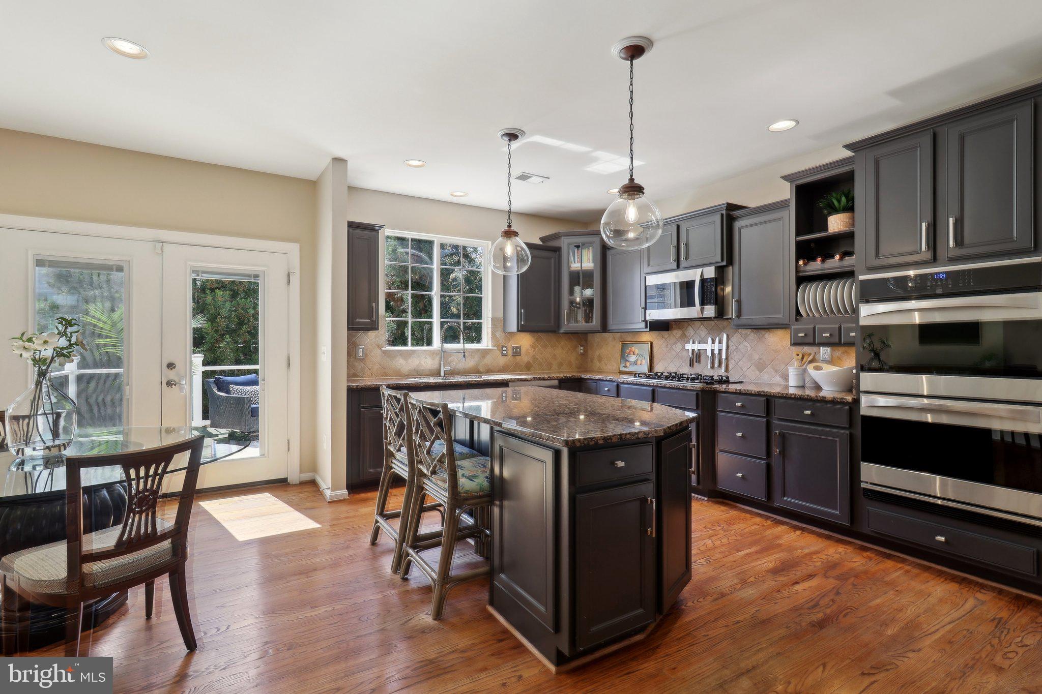 AUSTIN RIDGE - Residential