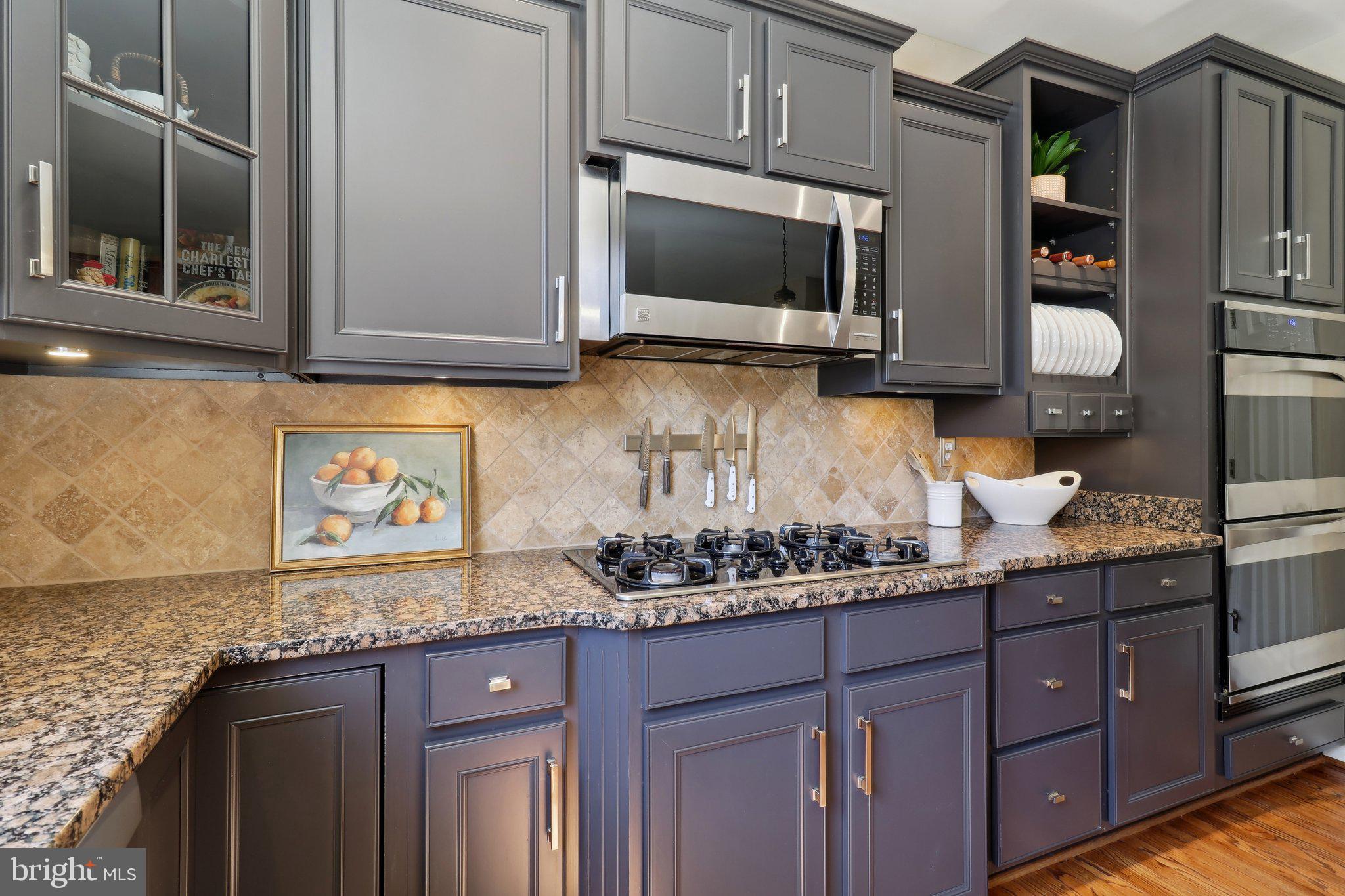 AUSTIN RIDGE - Residential