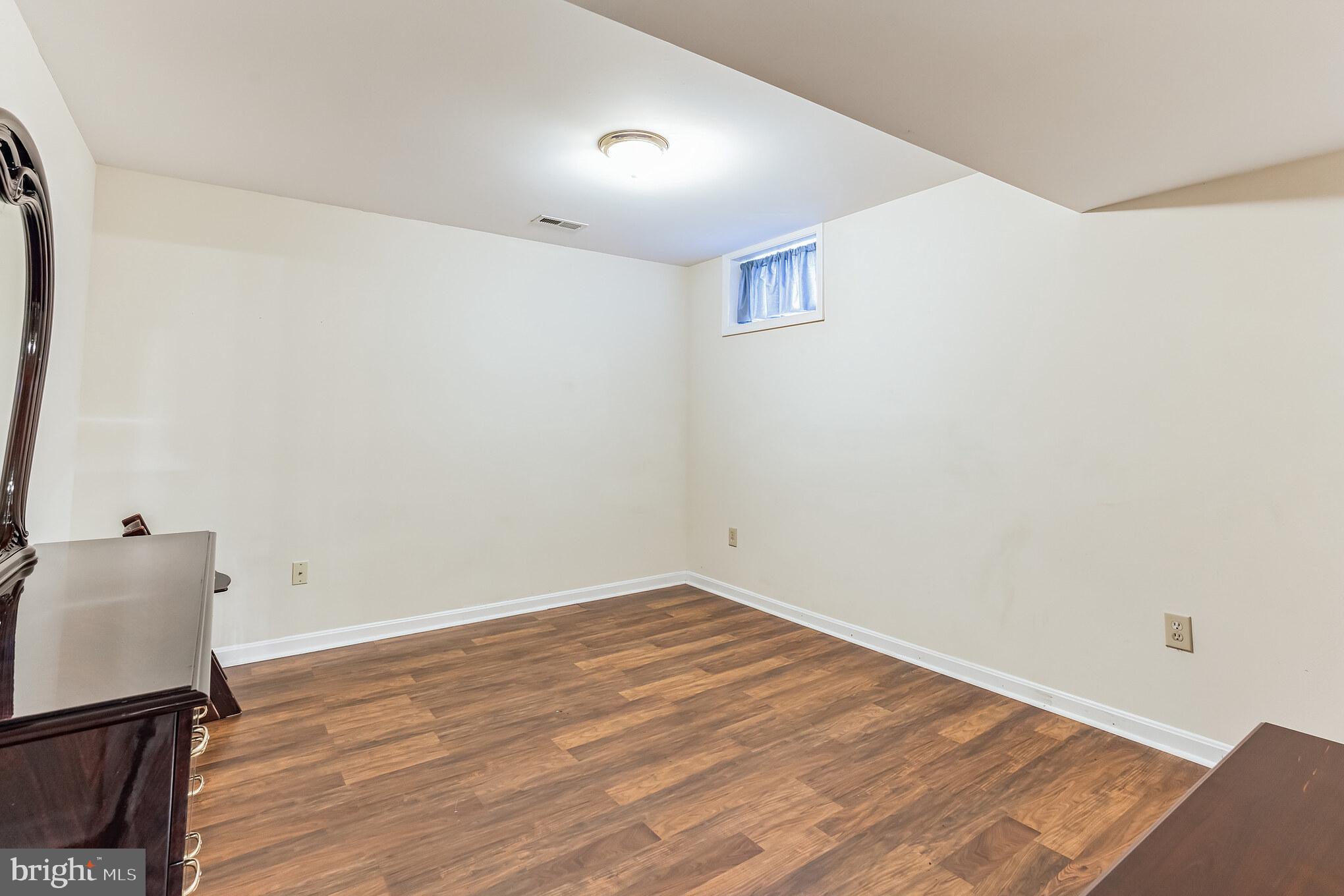 ASHFORD - Residential