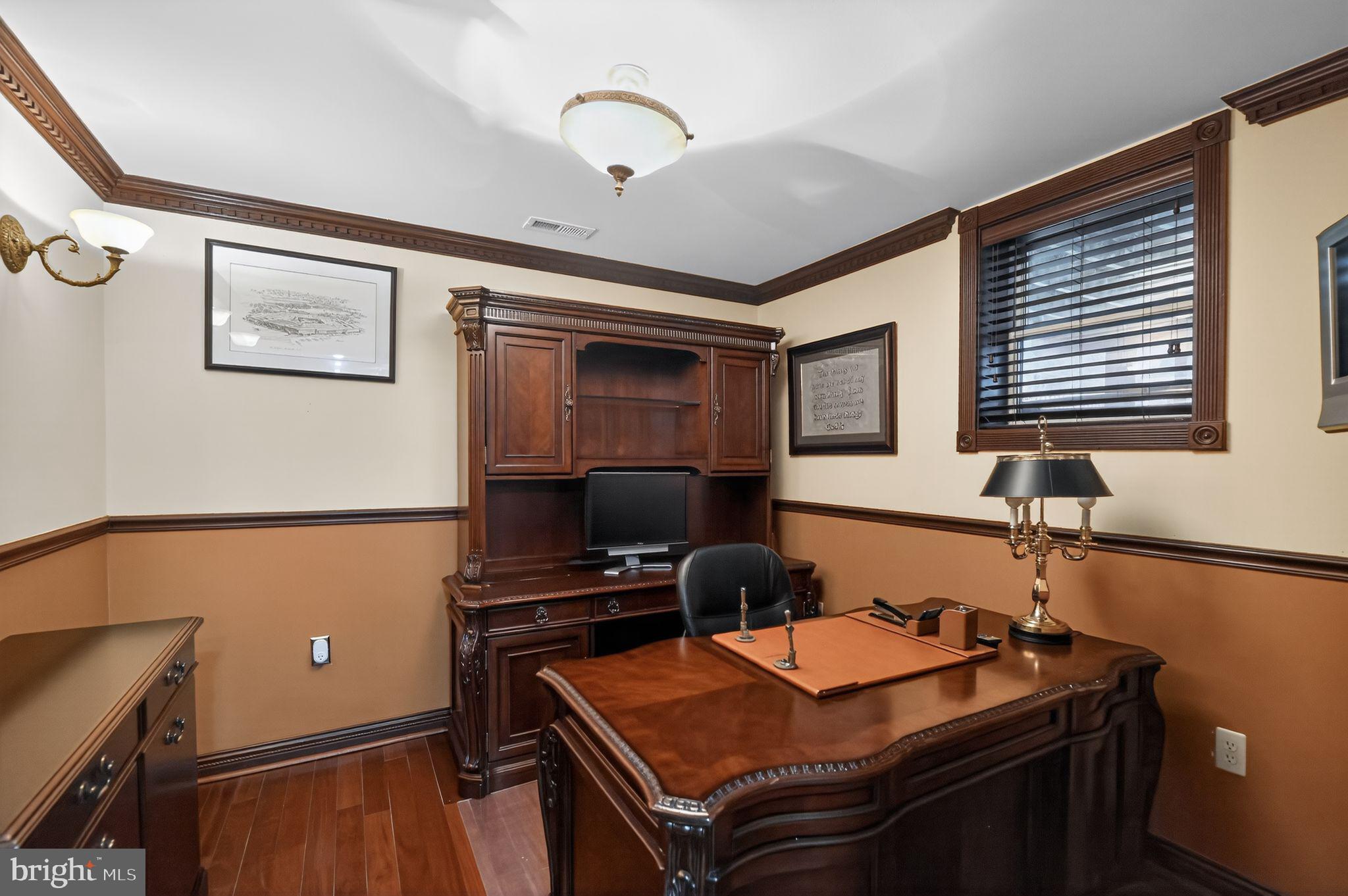 DALE CITY - Residential