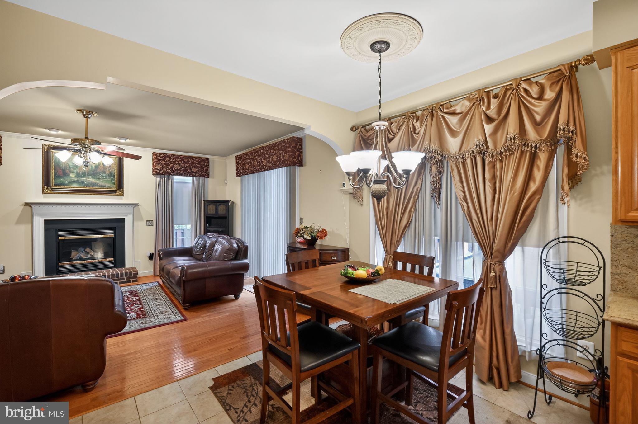 DALE CITY - Residential