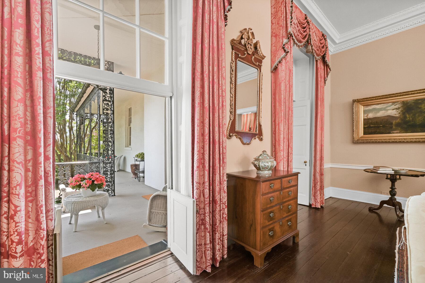 GEORGETOWN - Residential