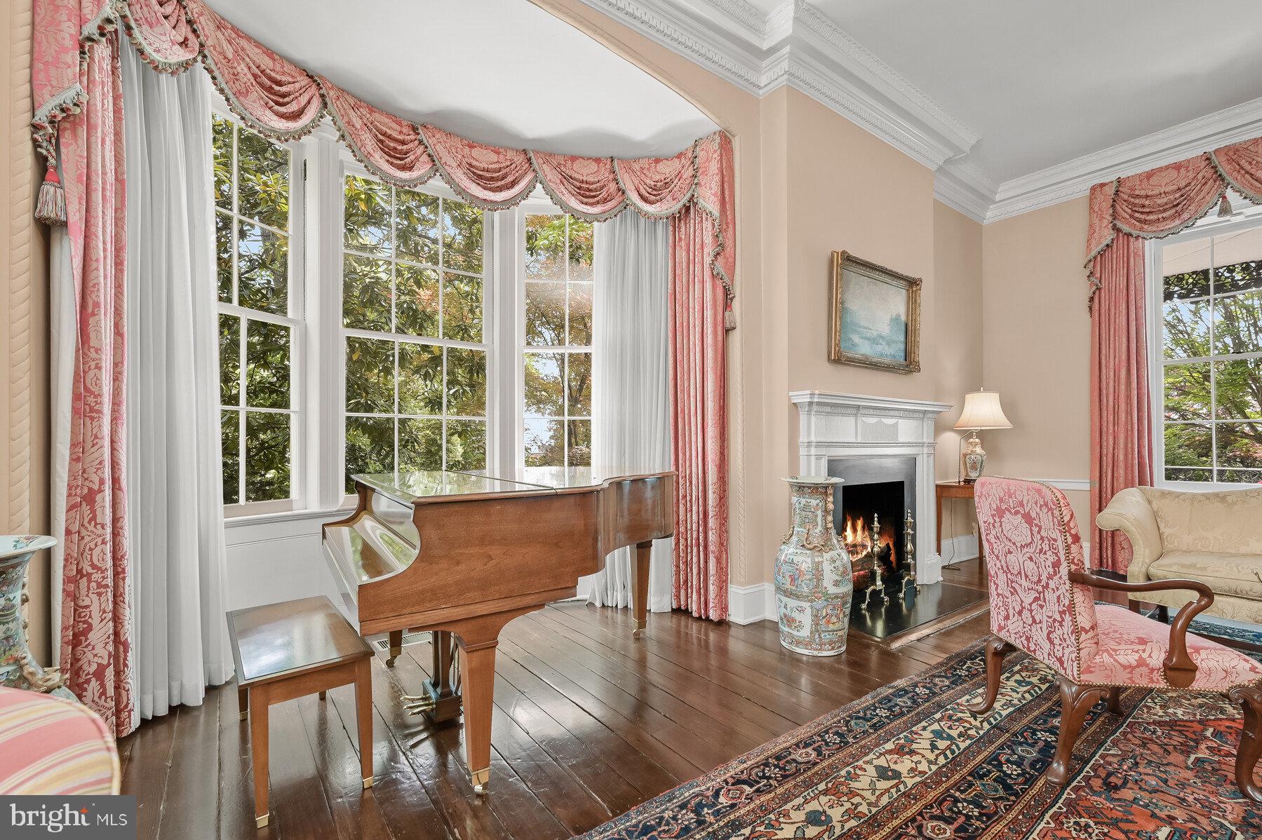 GEORGETOWN - Residential