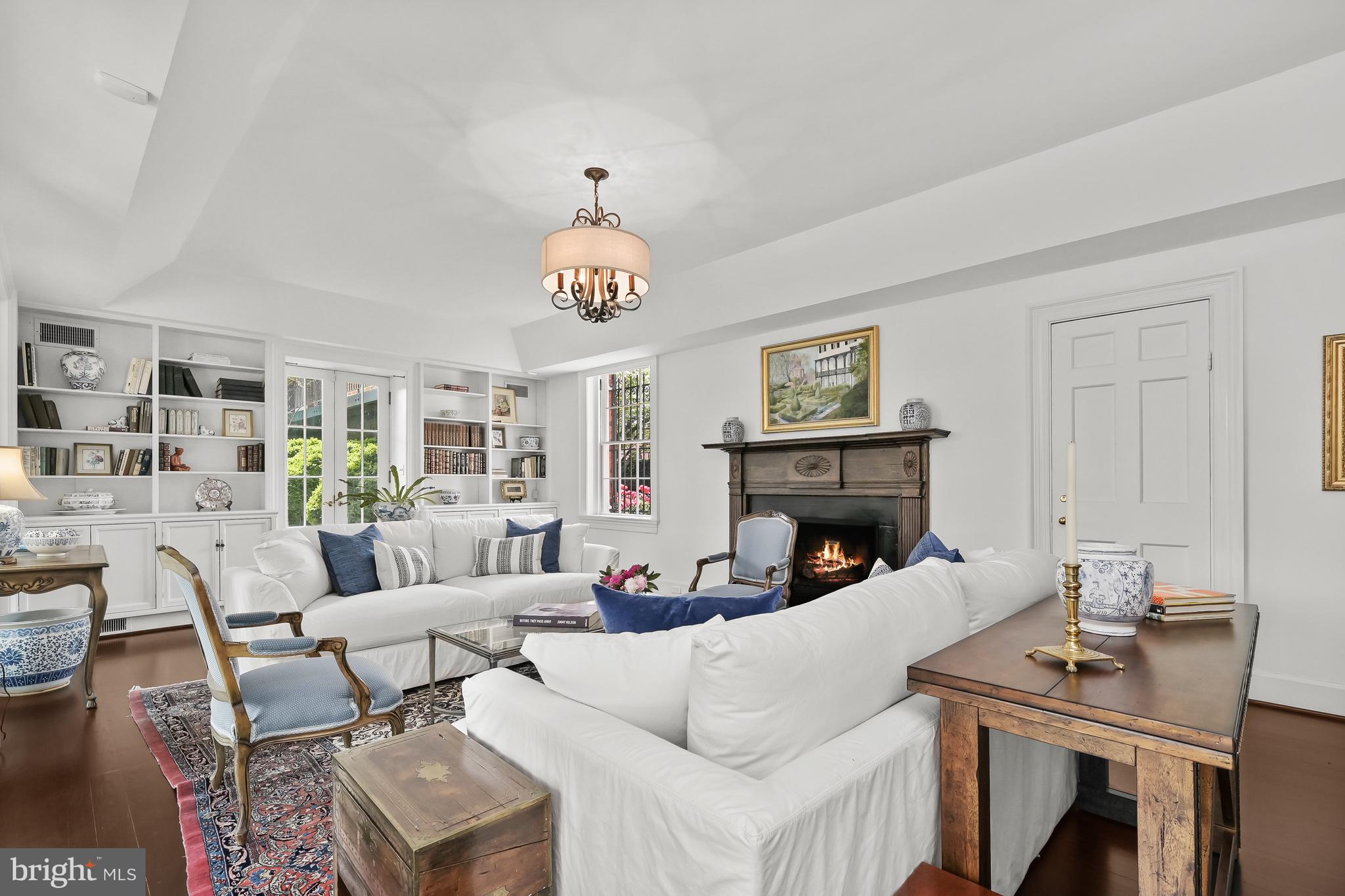 GEORGETOWN - Residential