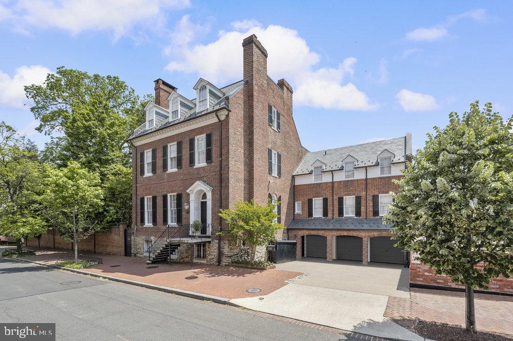 GEORGETOWN - Residential