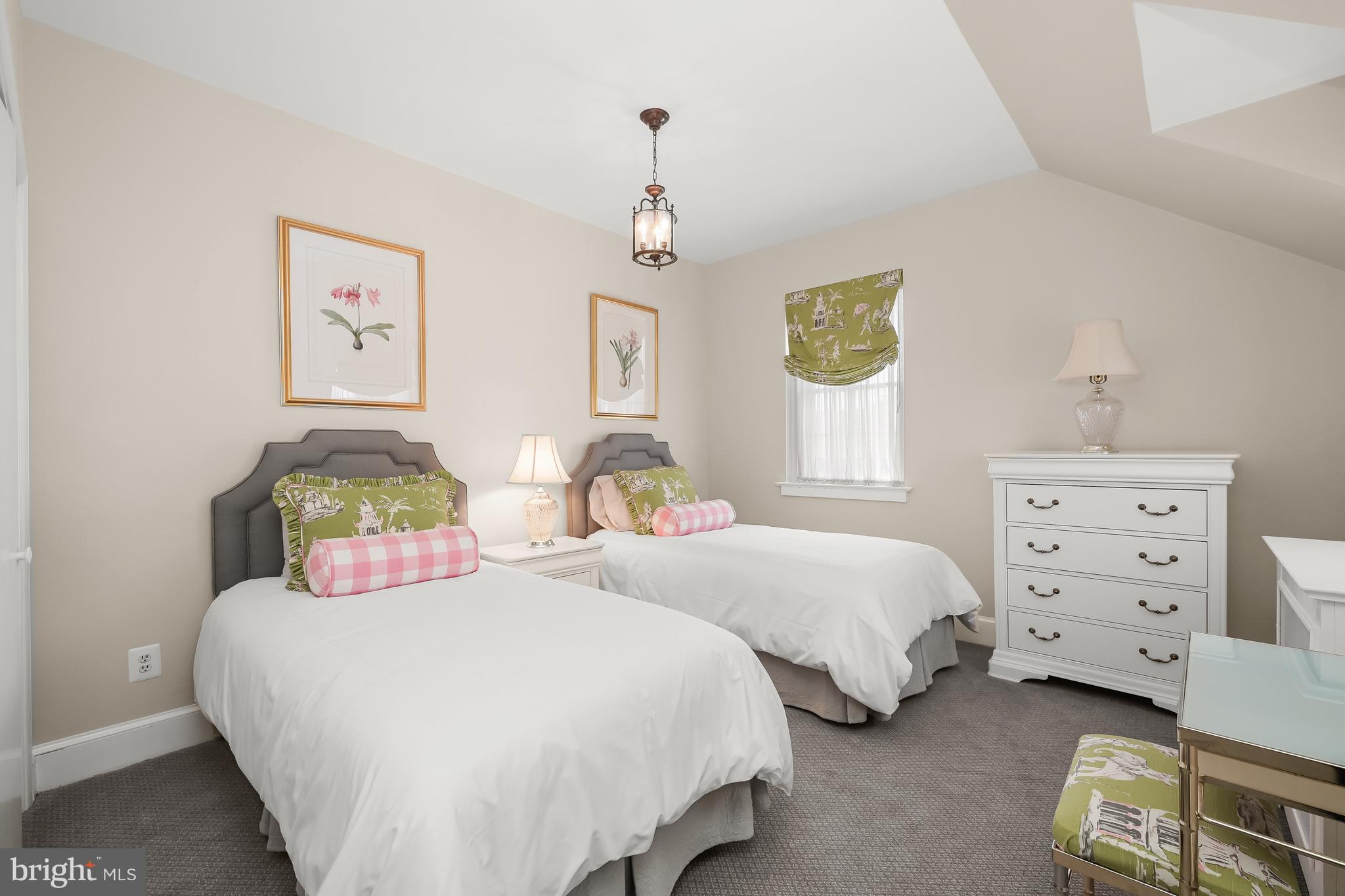 GEORGETOWN - Residential