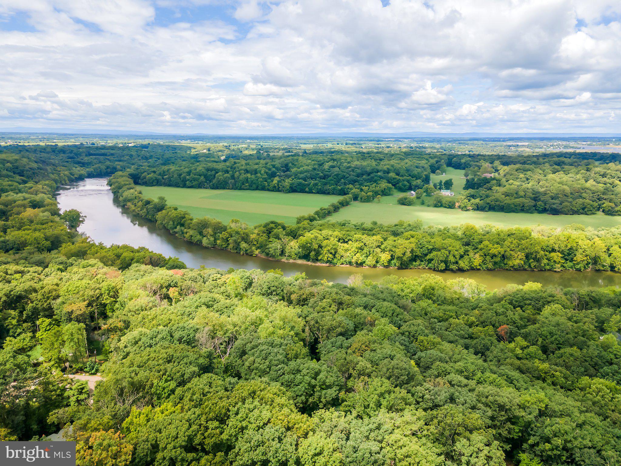 SHANNONDALE - Residential