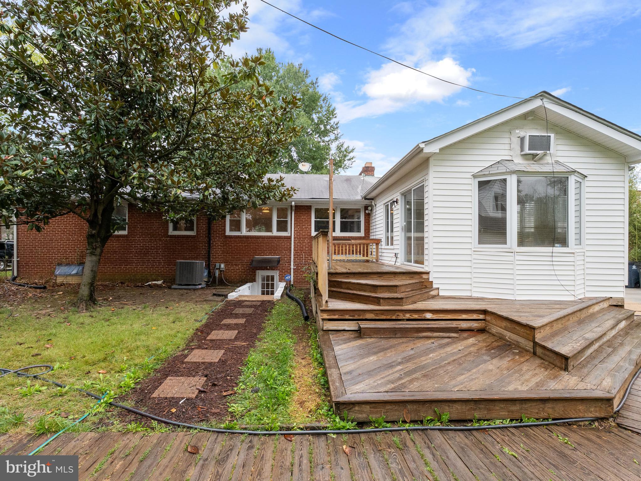 WESTCHESTER ESTATES - Residential Lease