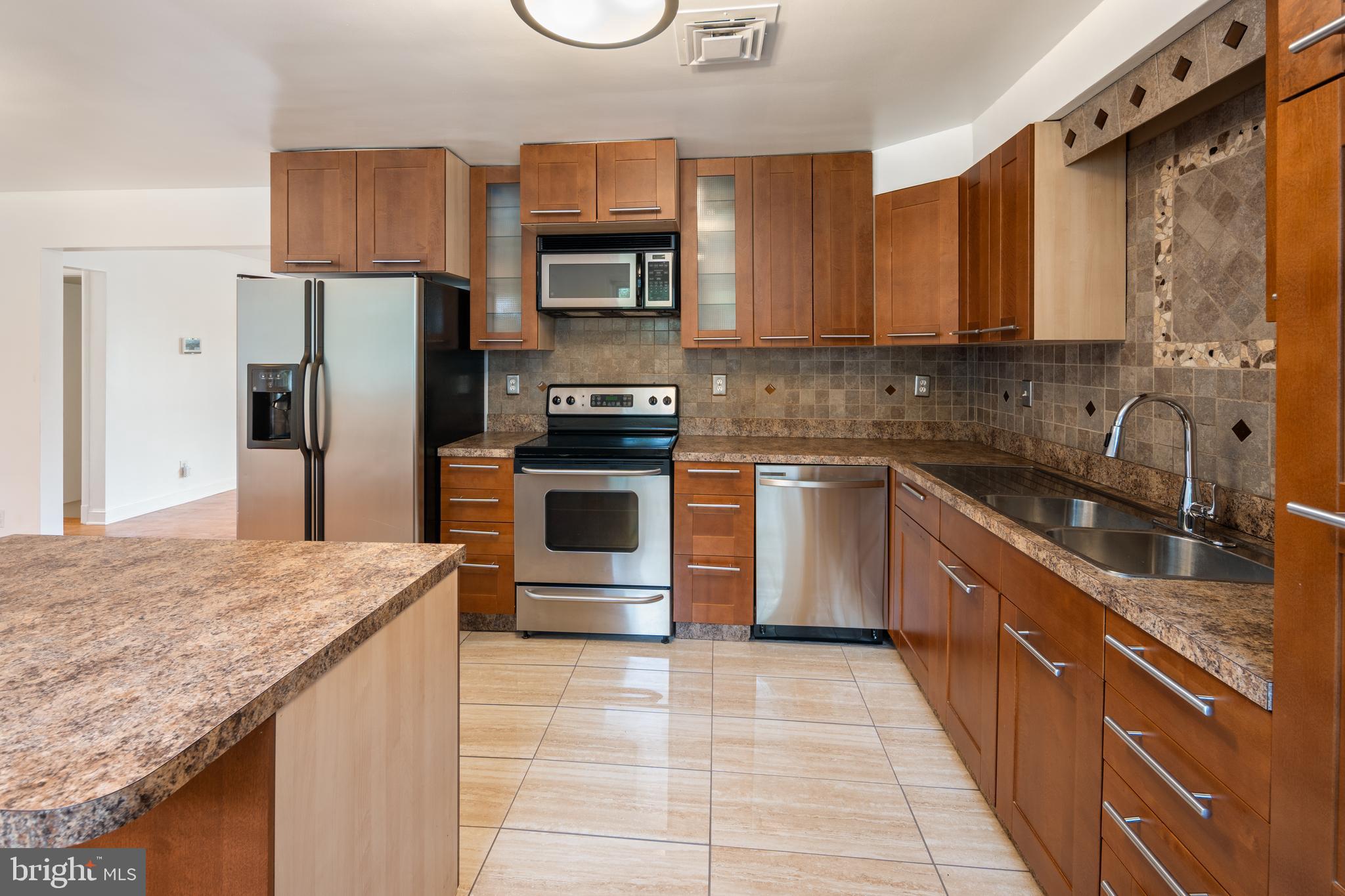 WESTCHESTER ESTATES - Residential Lease