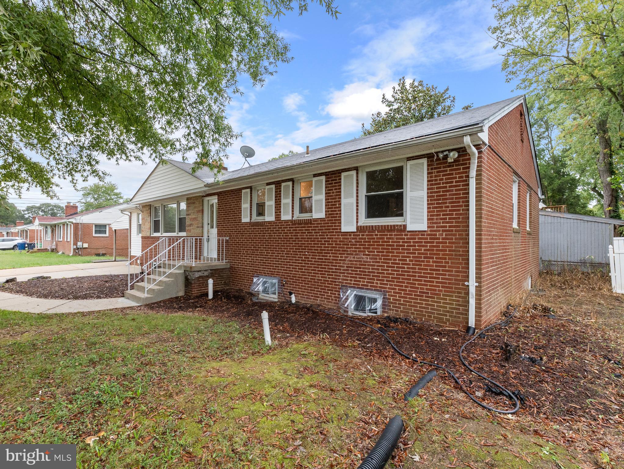 WESTCHESTER ESTATES - Residential Lease