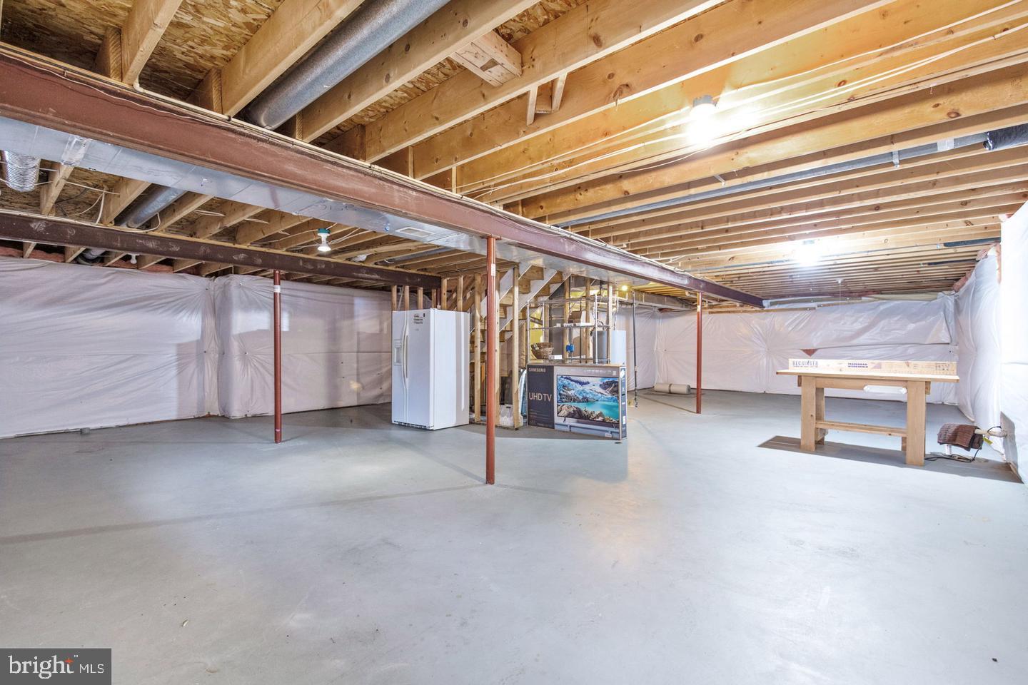 AUTUMN RIDGE - Residential Lease