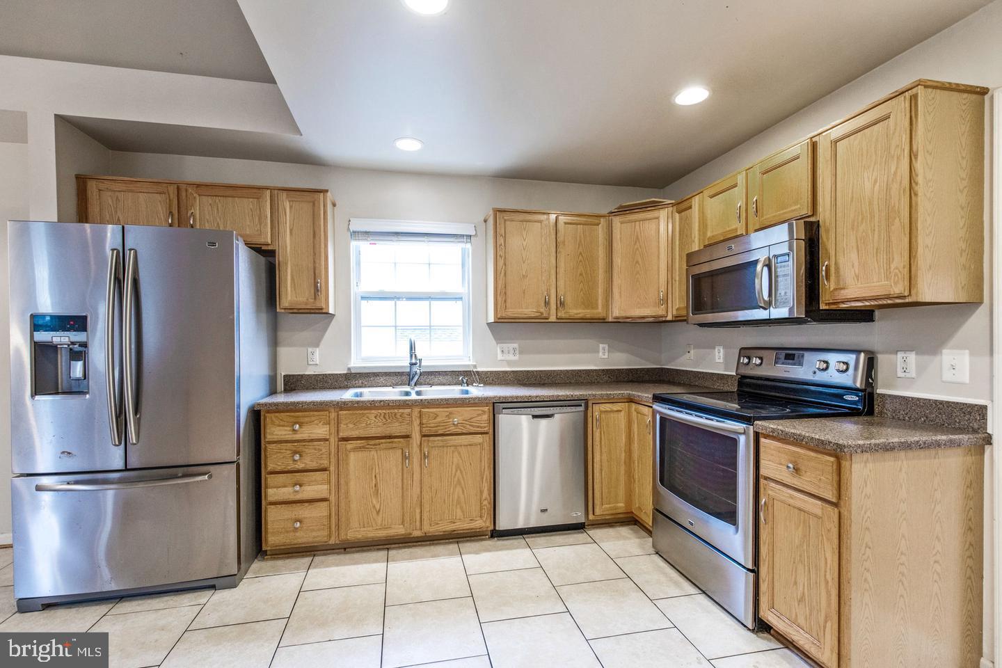 AUTUMN RIDGE - Residential Lease