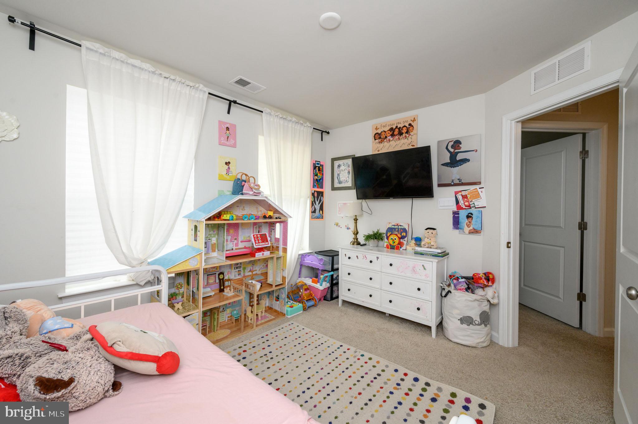 MT HOLLY GARDENS - Residential