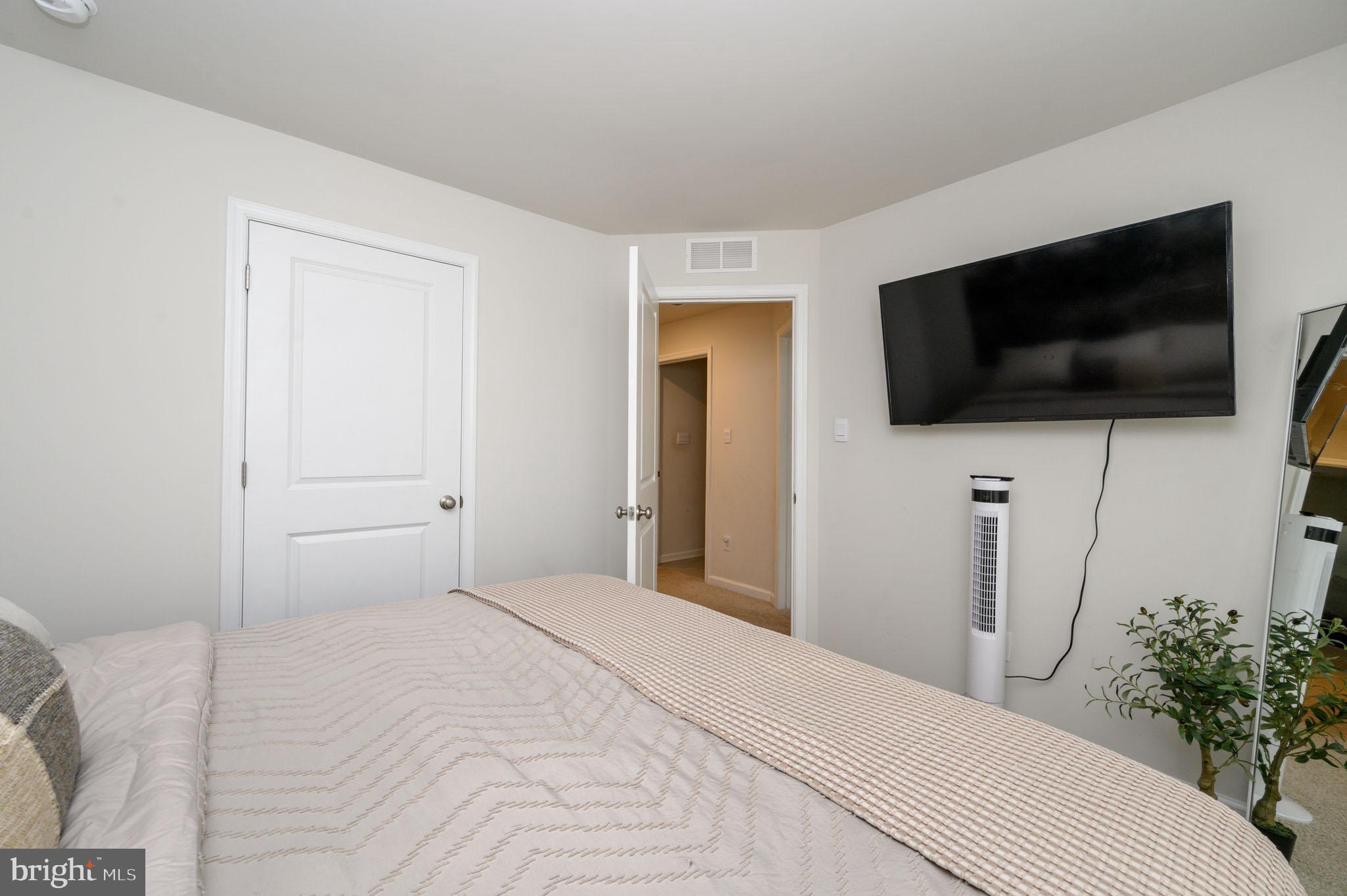 MT HOLLY GARDENS - Residential