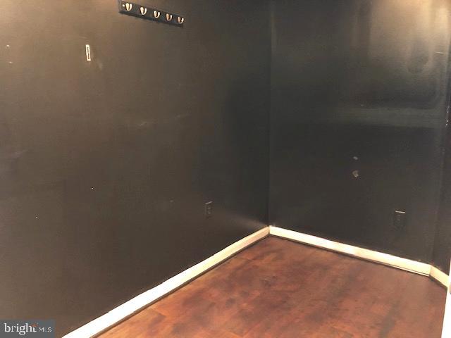 ROSEDALE - Commercial Lease