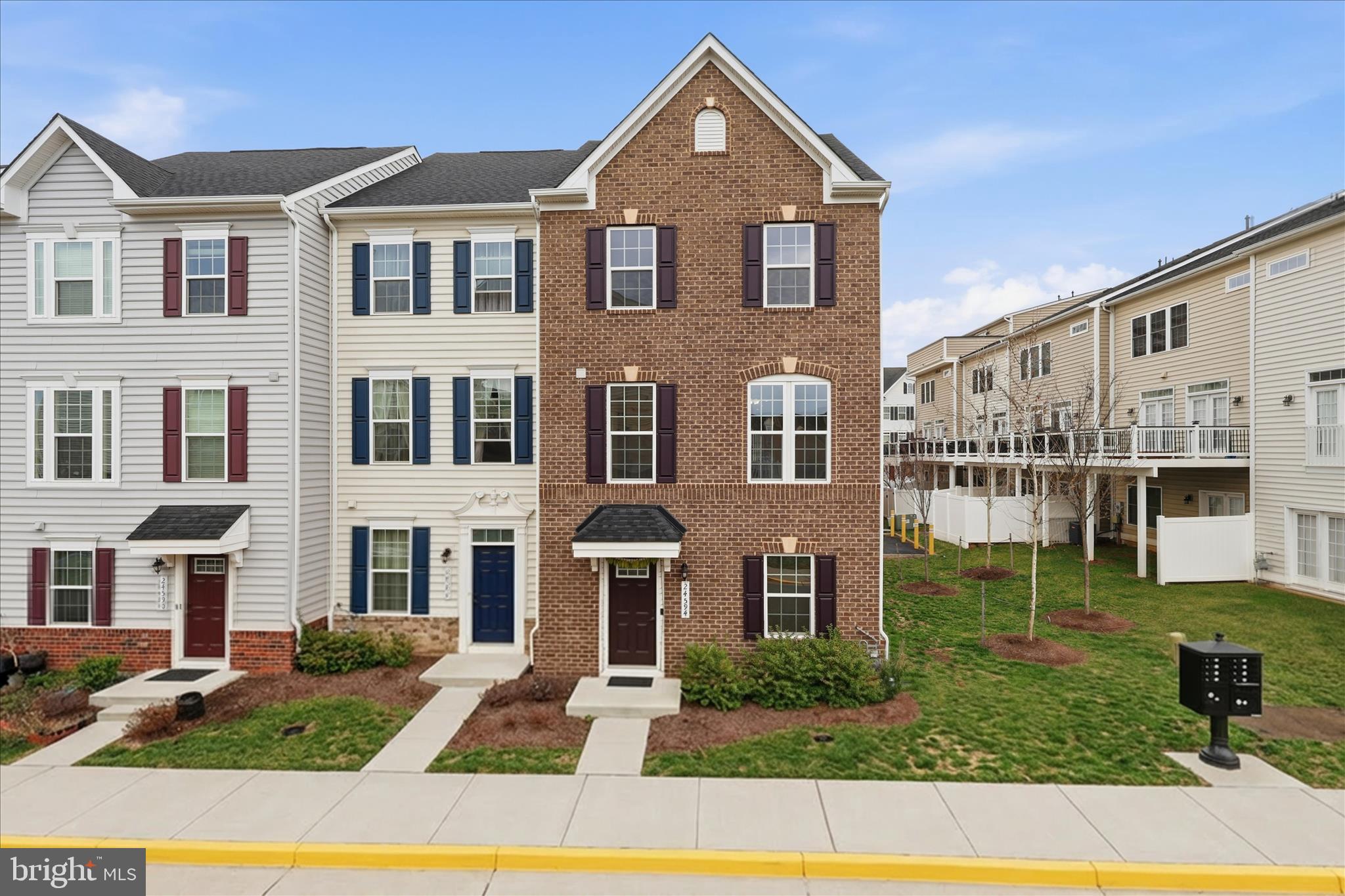 24594 LAUREL LAKE TERRACE