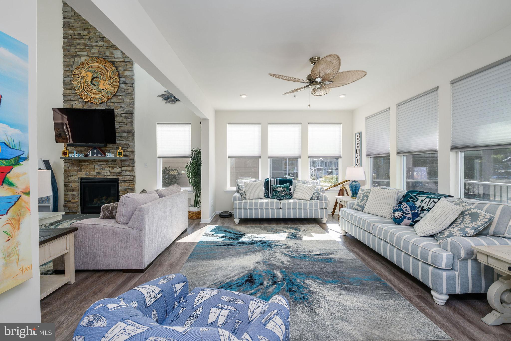 GLEN RIDDLE - Residential