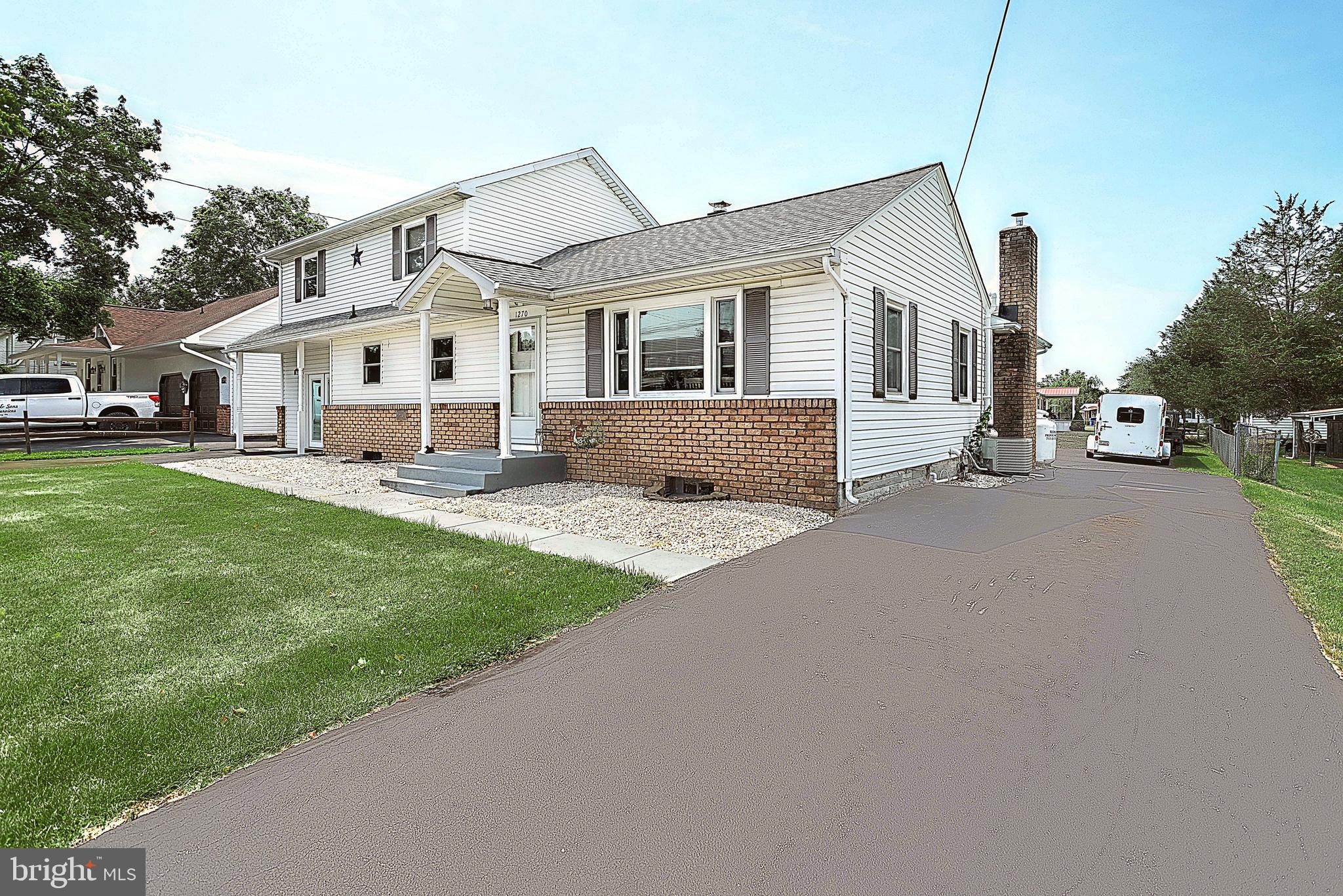 RURAL GETTYSBURG - Residential