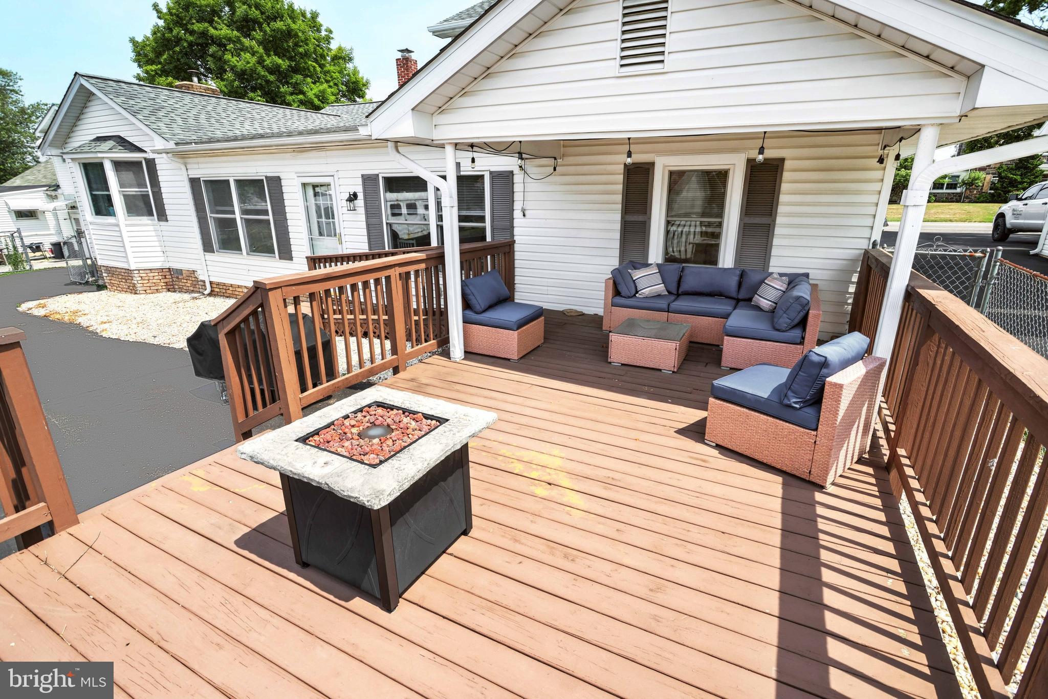 RURAL GETTYSBURG - Residential