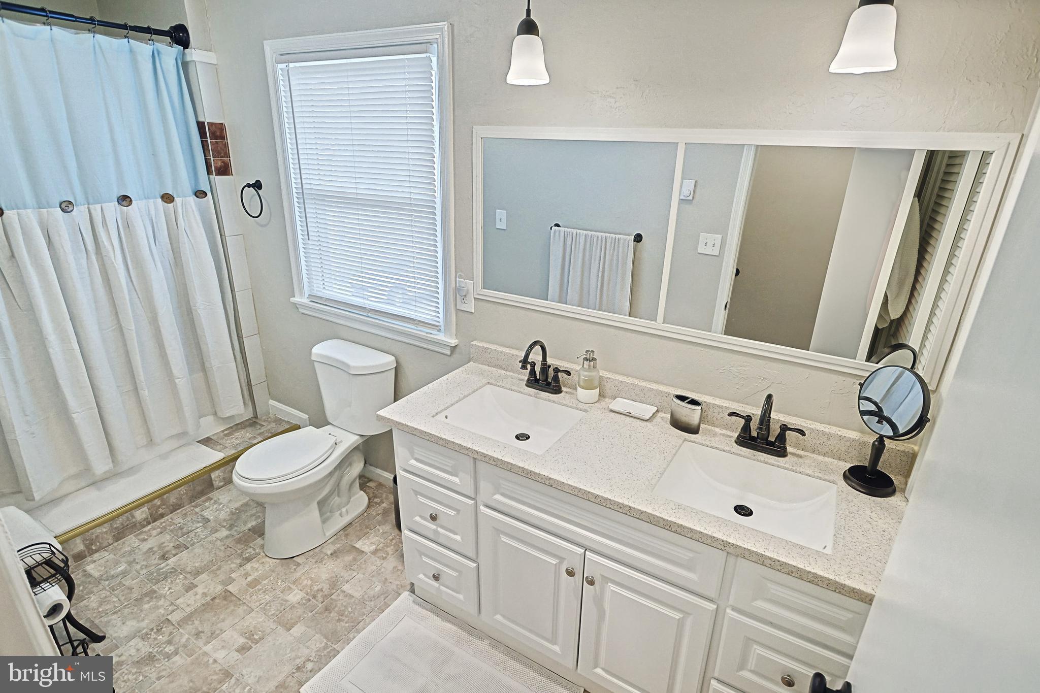 RURAL GETTYSBURG - Residential