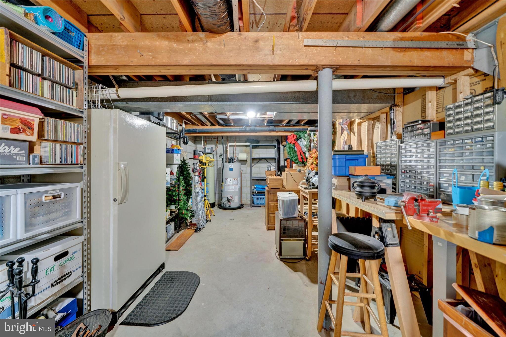 REGENT MANOR - Residential