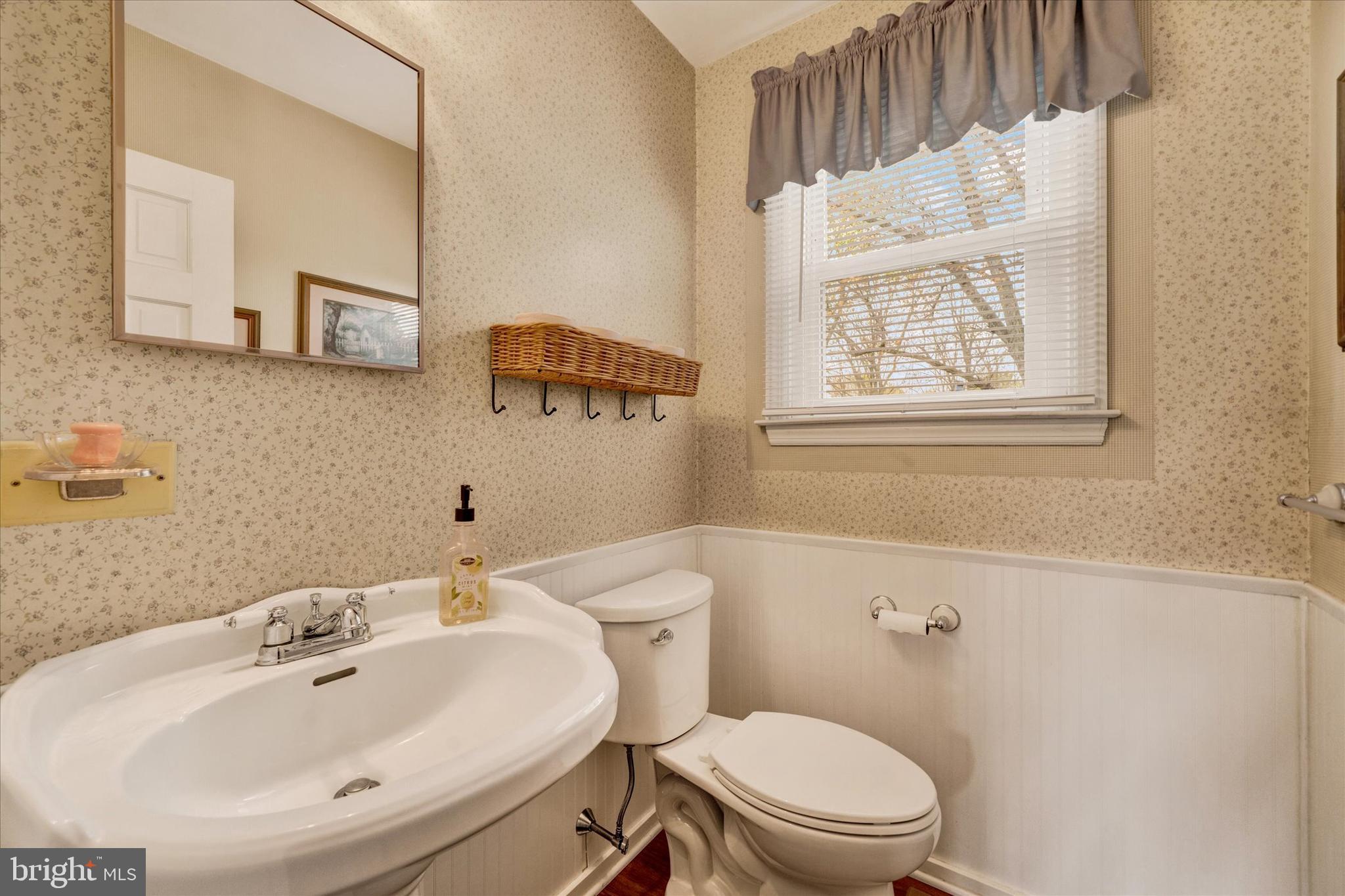 REGENT MANOR - Residential