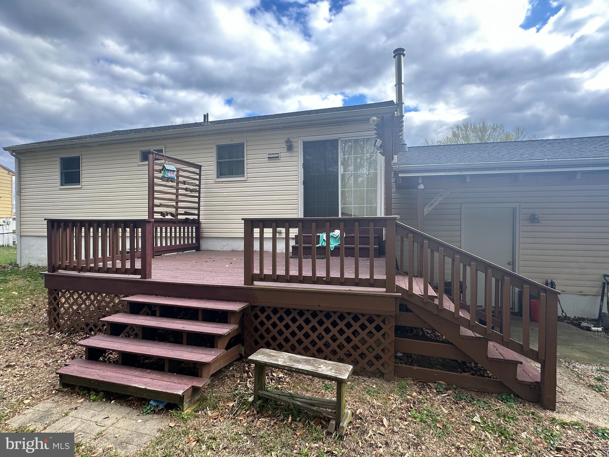 THOMSON ESTATES - Residential