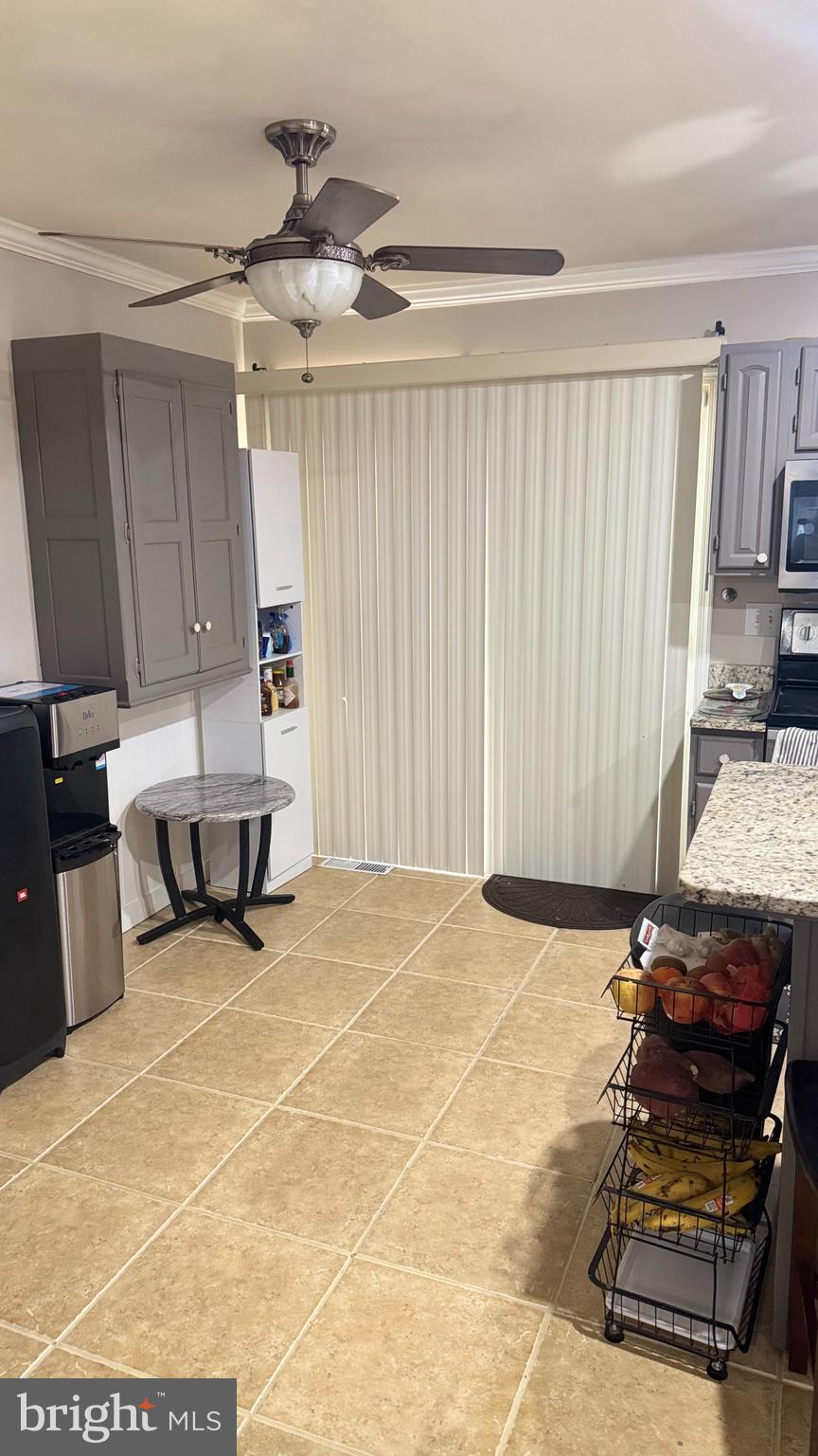 THOMSON ESTATES - Residential