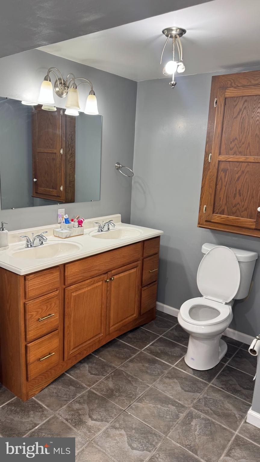 THOMSON ESTATES - Residential