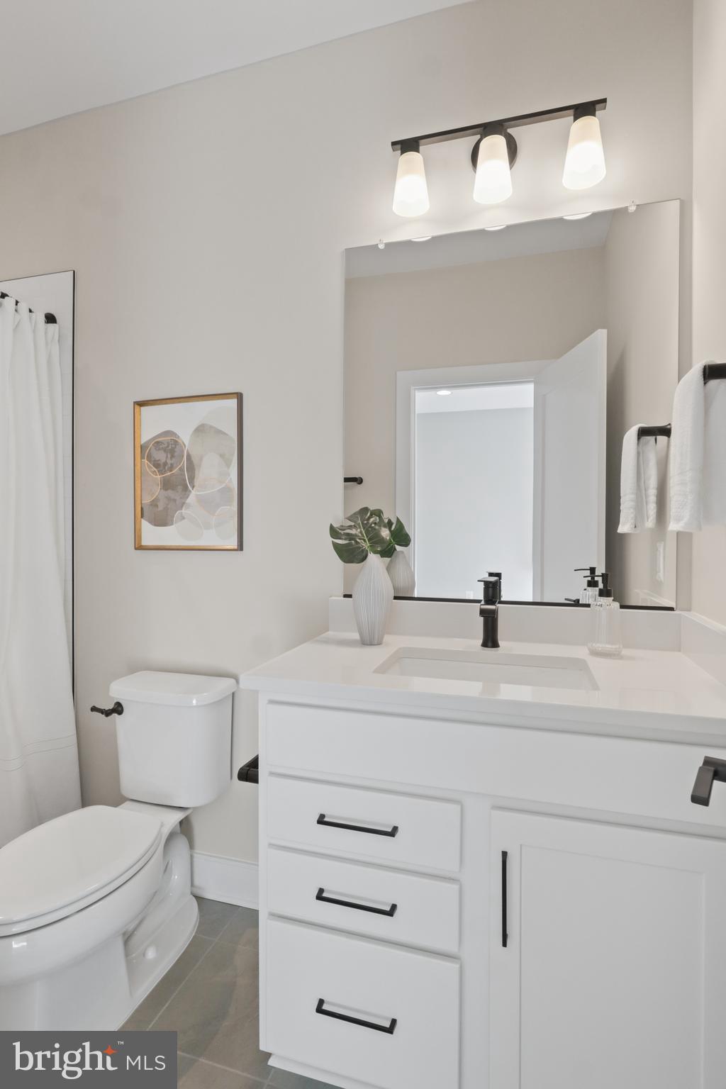 VIENNA WOODS - Residential