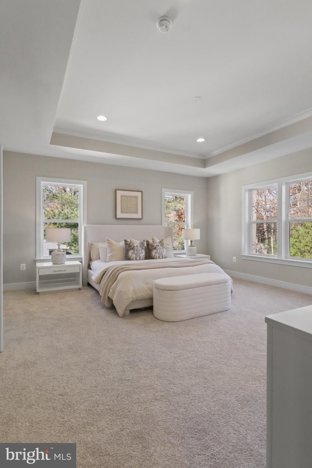 VIENNA WOODS - Residential