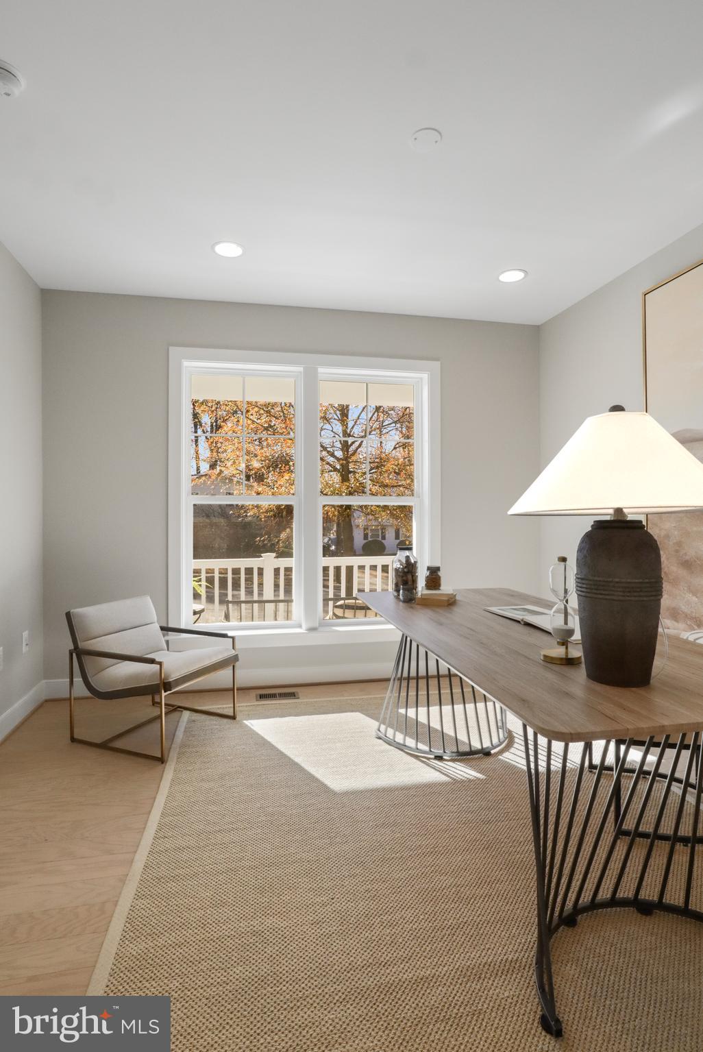 VIENNA WOODS - Residential