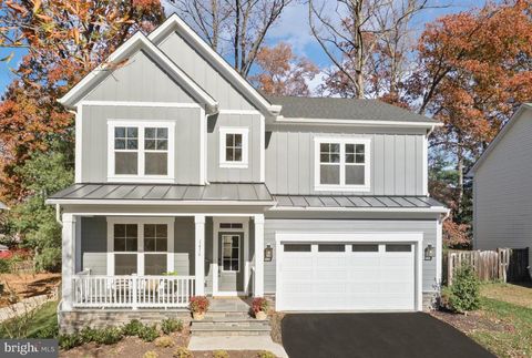 602 KINGSLEY ROAD SW VIENNA VA 22180