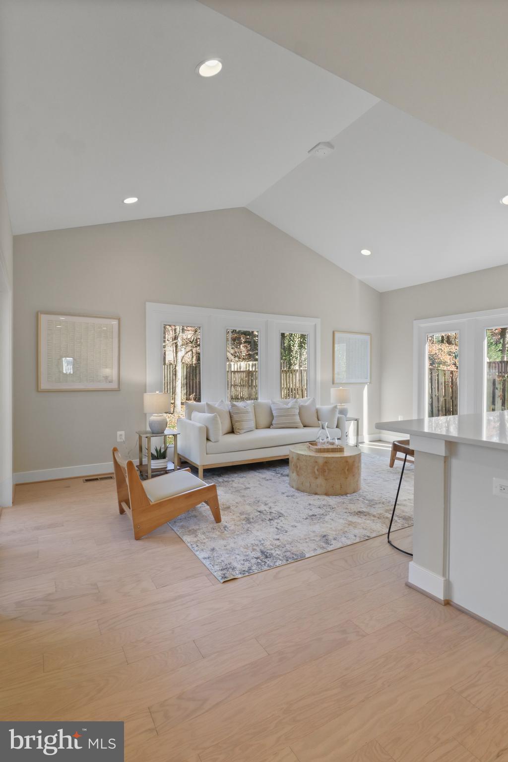 VIENNA WOODS - Residential