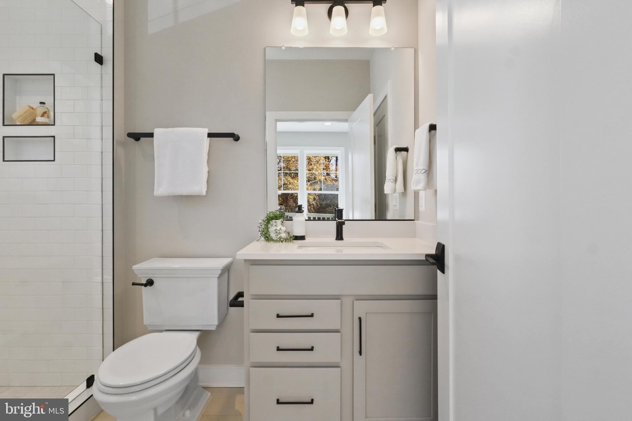 VIENNA WOODS - Residential