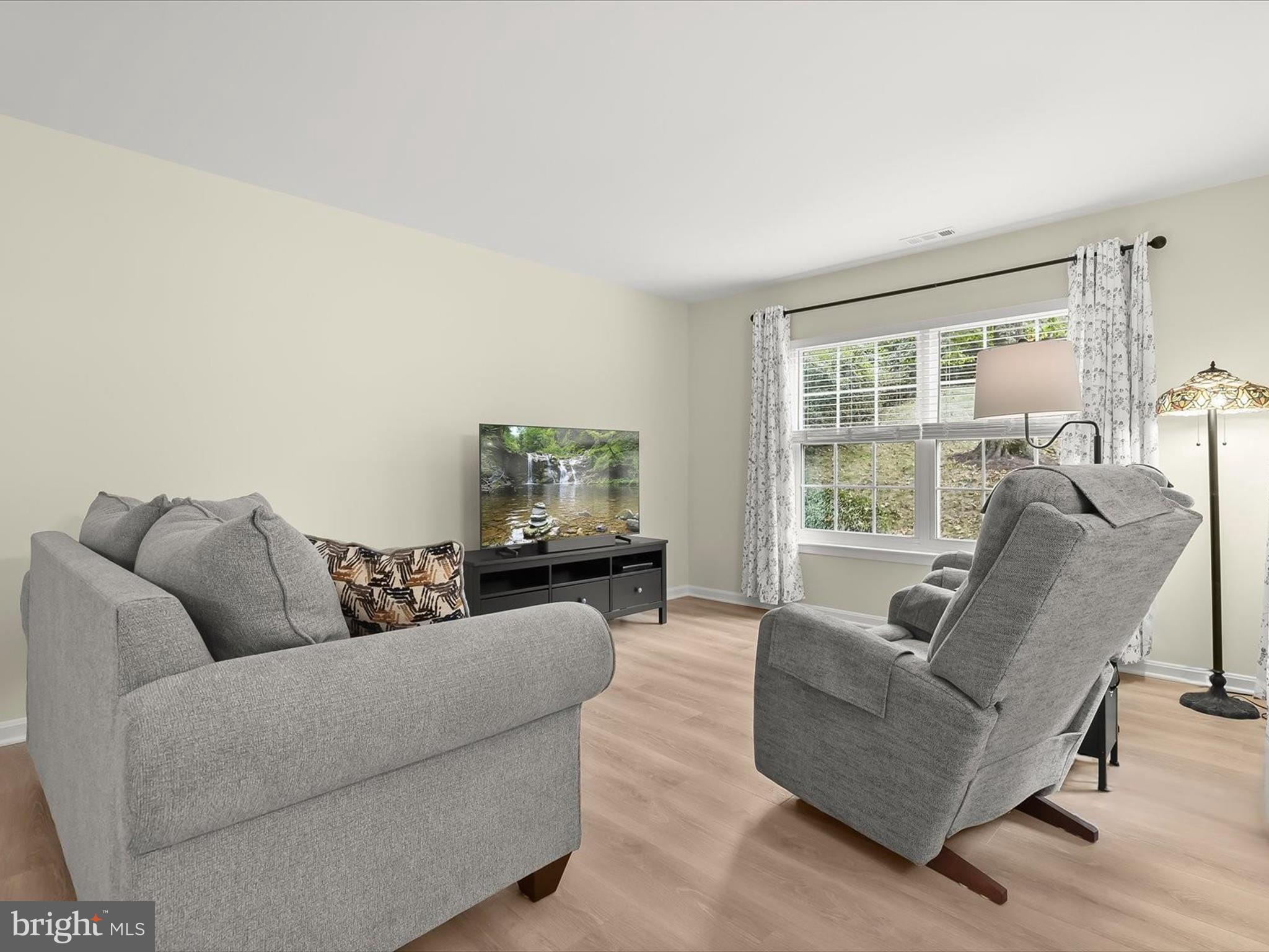 4 RUMFORD DRIVE 203