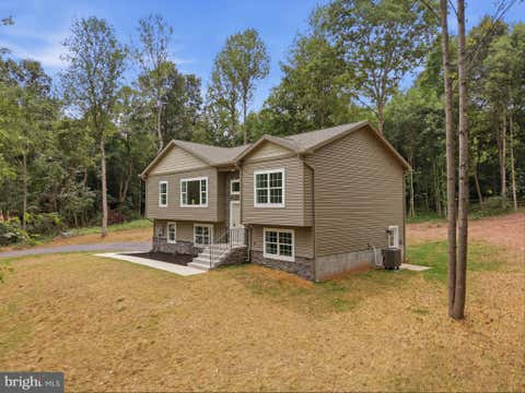 Homes For Sale - 131 Triumph Ln.<br/> HEDGESVILLE, WV 25427